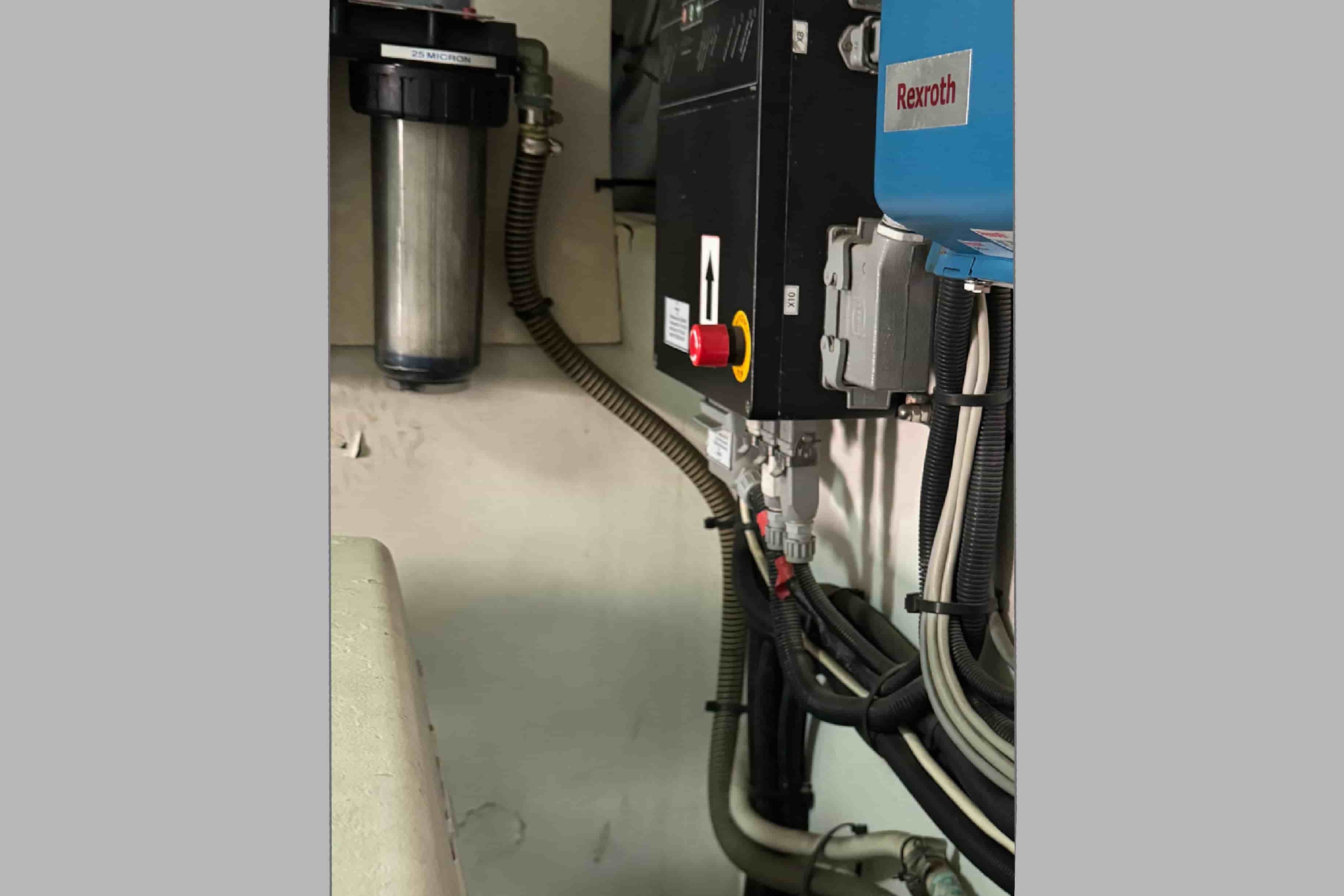 2004 Princess V65 - View 46