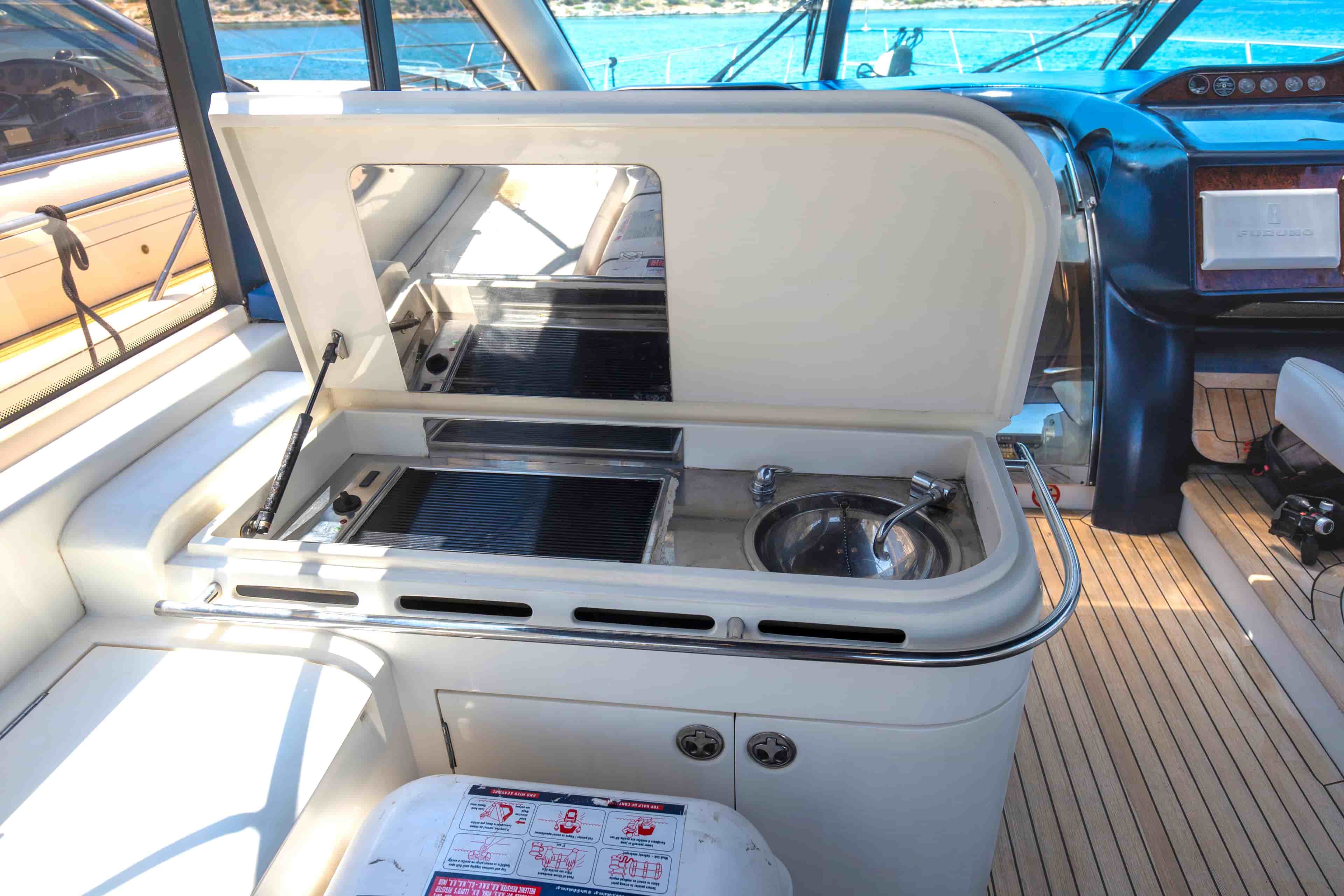 2004 Princess V65 - View 47