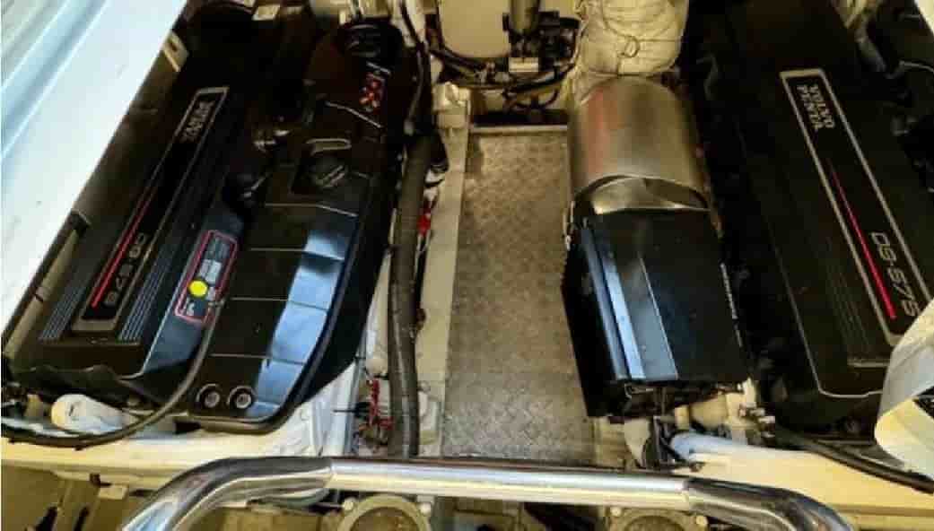 2005 Princess V48 - View 10