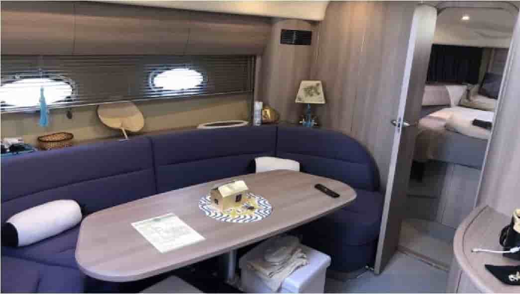 2005 Princess V48 - View 7