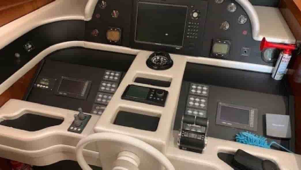 2005 Posillipo 65 - View 19