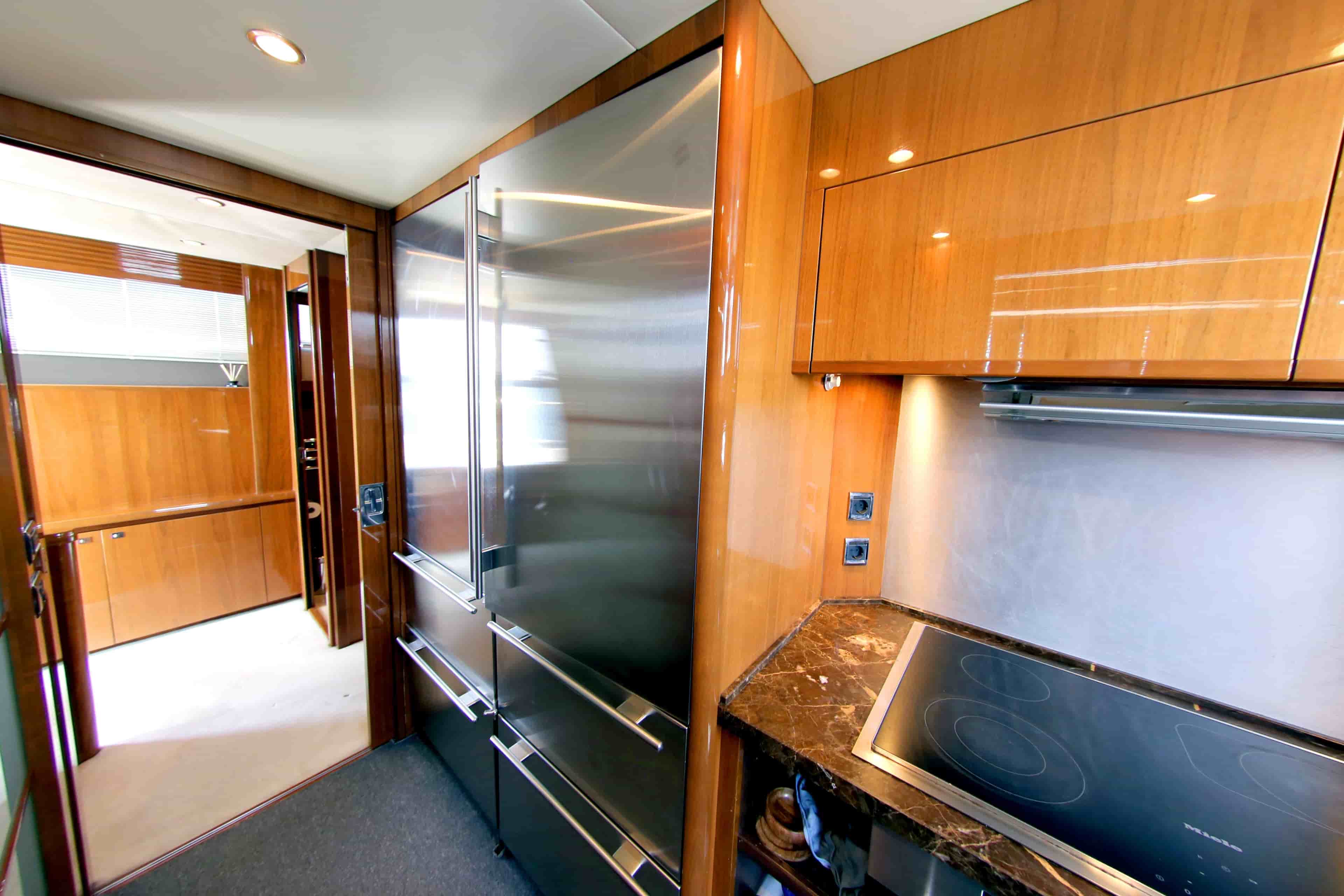 2012 Princess 85 Motor Yacht - View 27