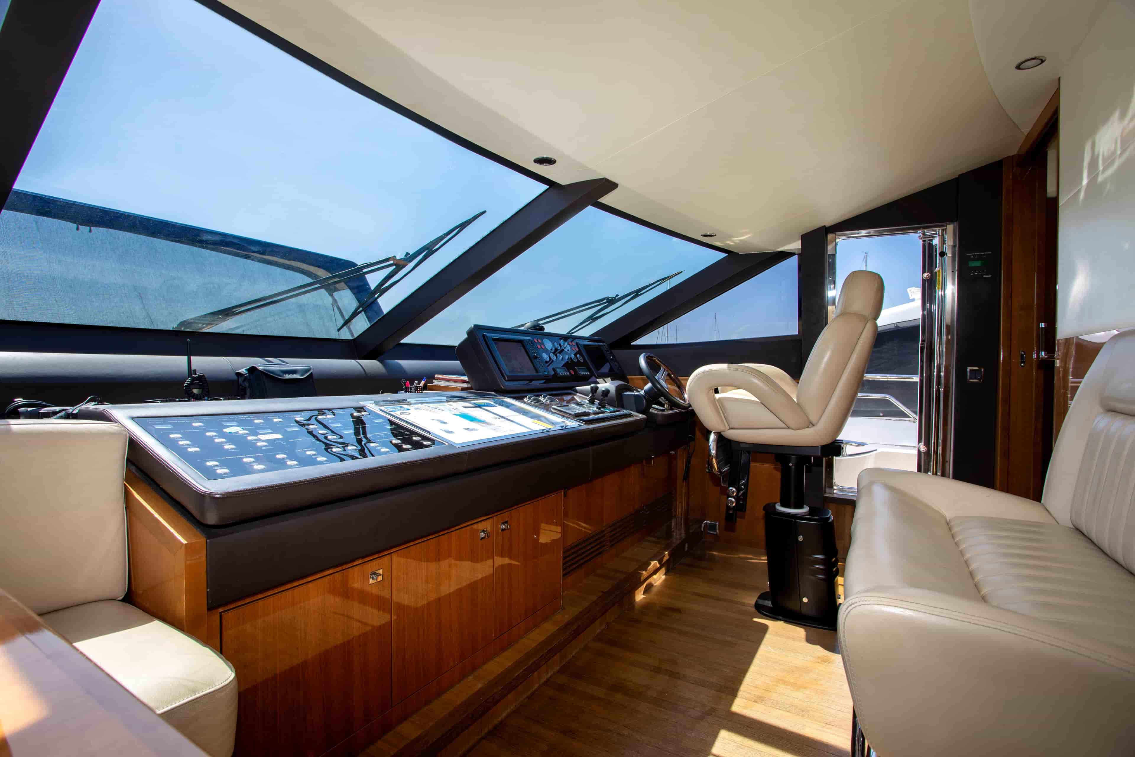 2012 Princess 85 Motor Yacht - View 29