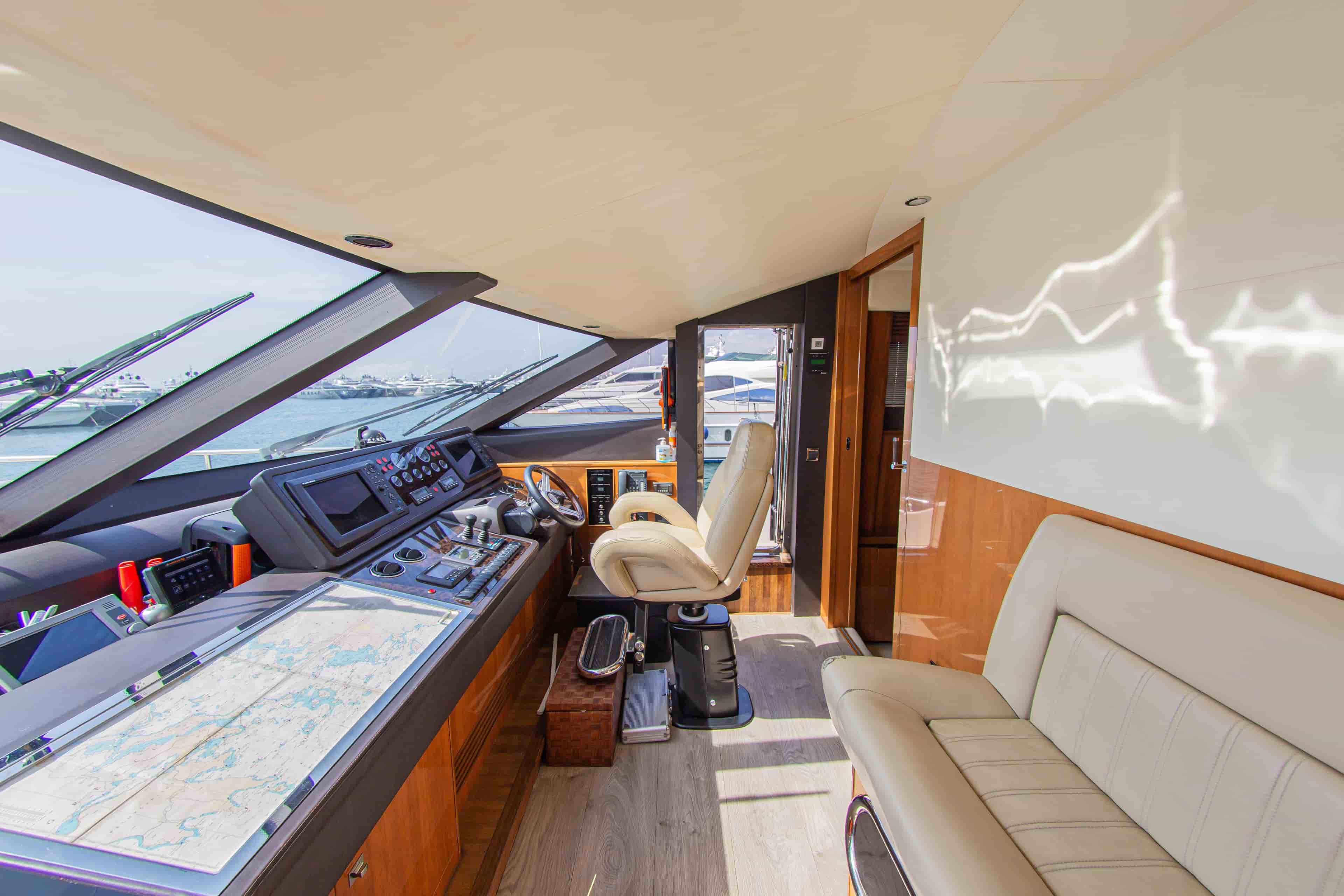 2012 Princess 85 Motor Yacht - View 30