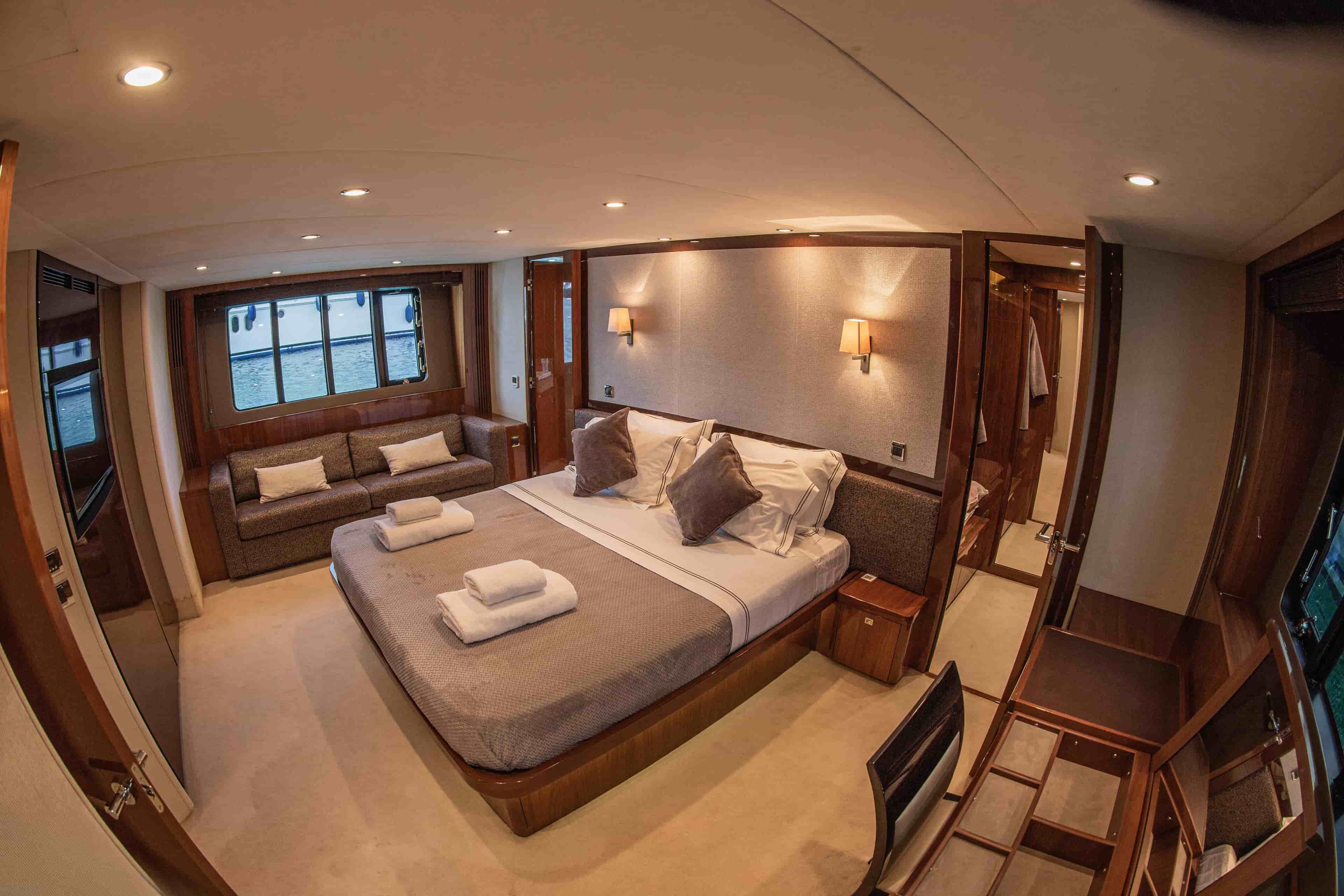 2012 Princess 85 Motor Yacht - View 34