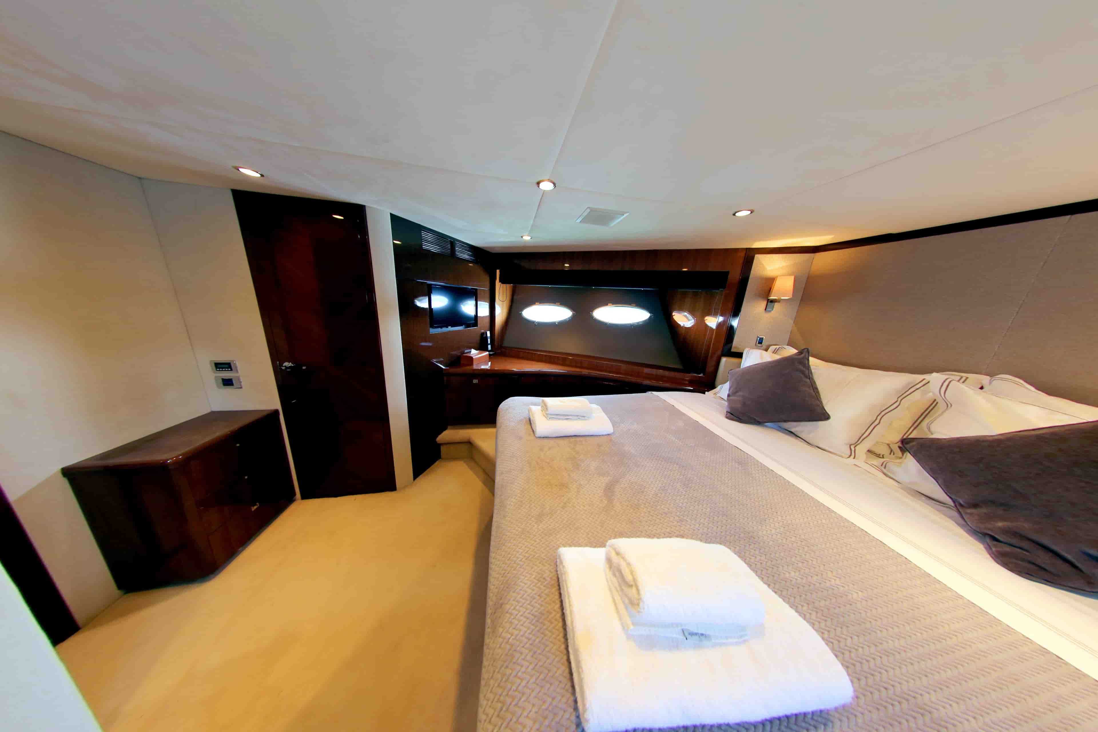 2012 Princess 85 Motor Yacht - View 50