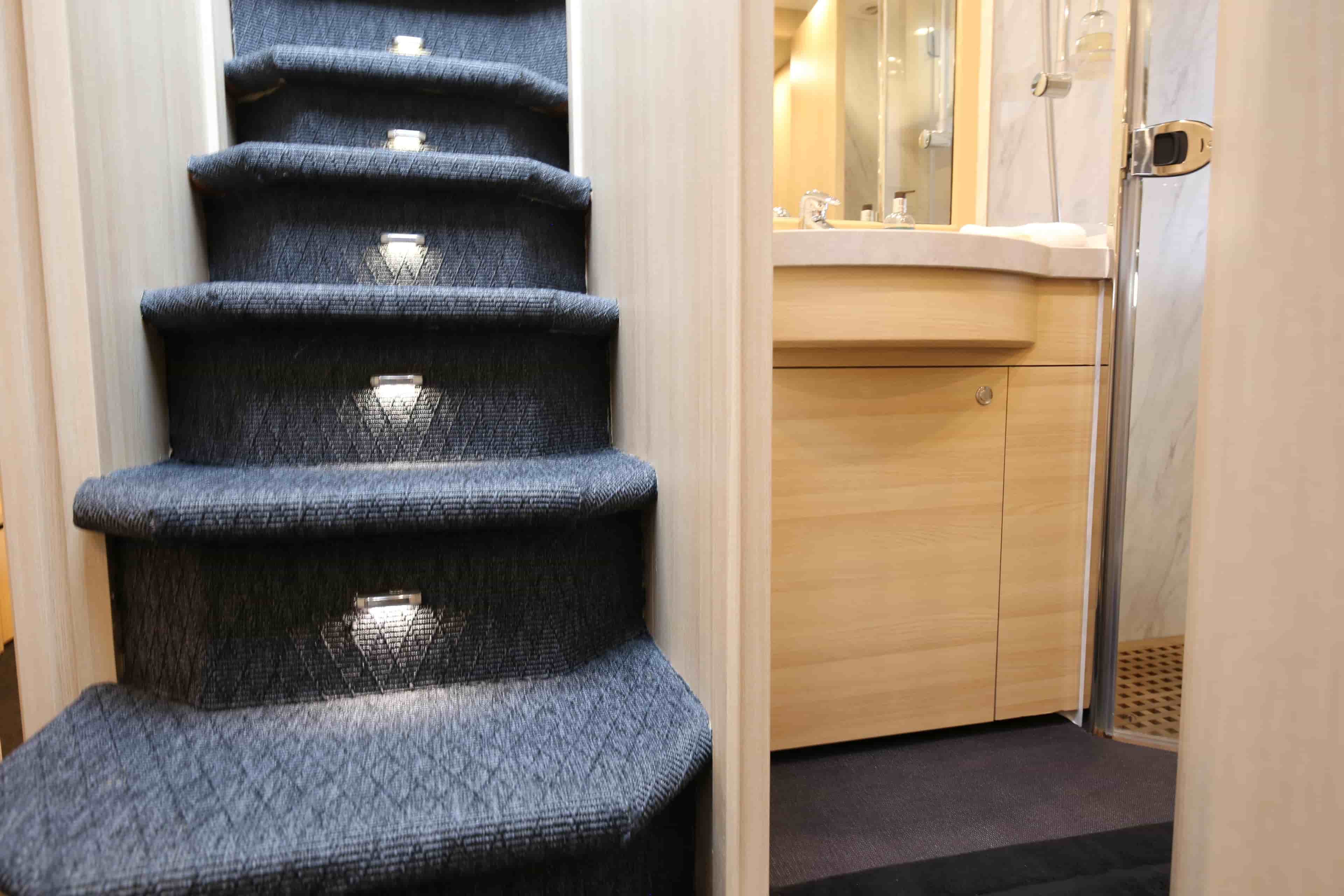 2006 Princess V70 - View 17