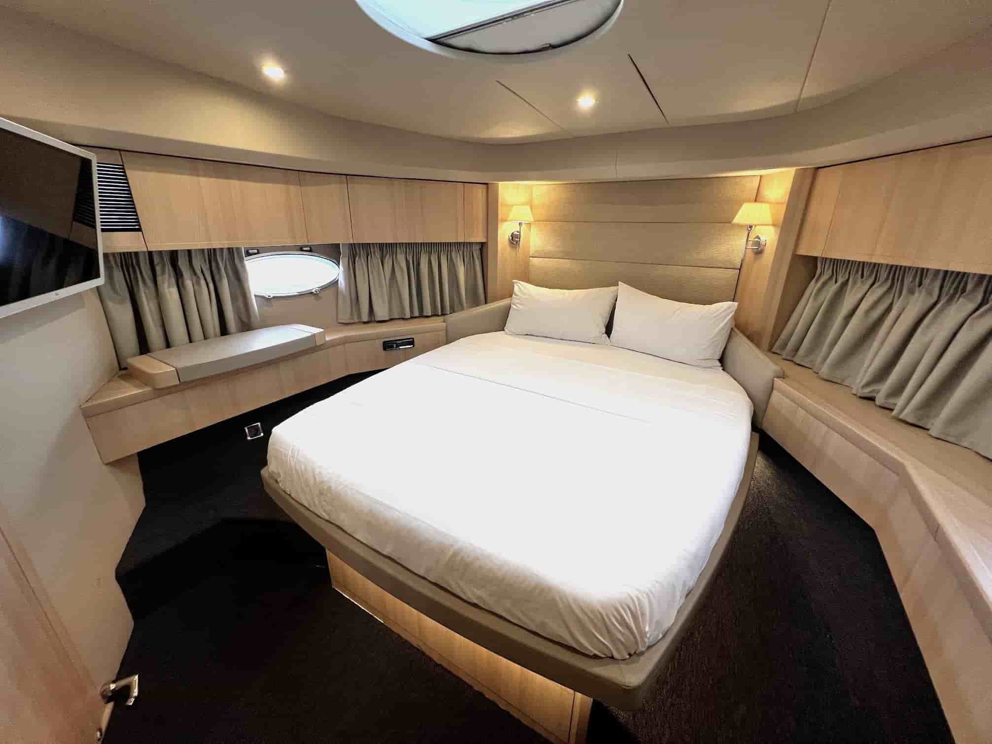 2006 Princess V70 - View 25