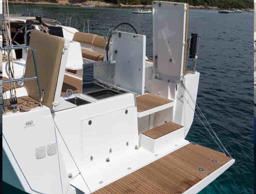 2020 Dufour 460 - View 11