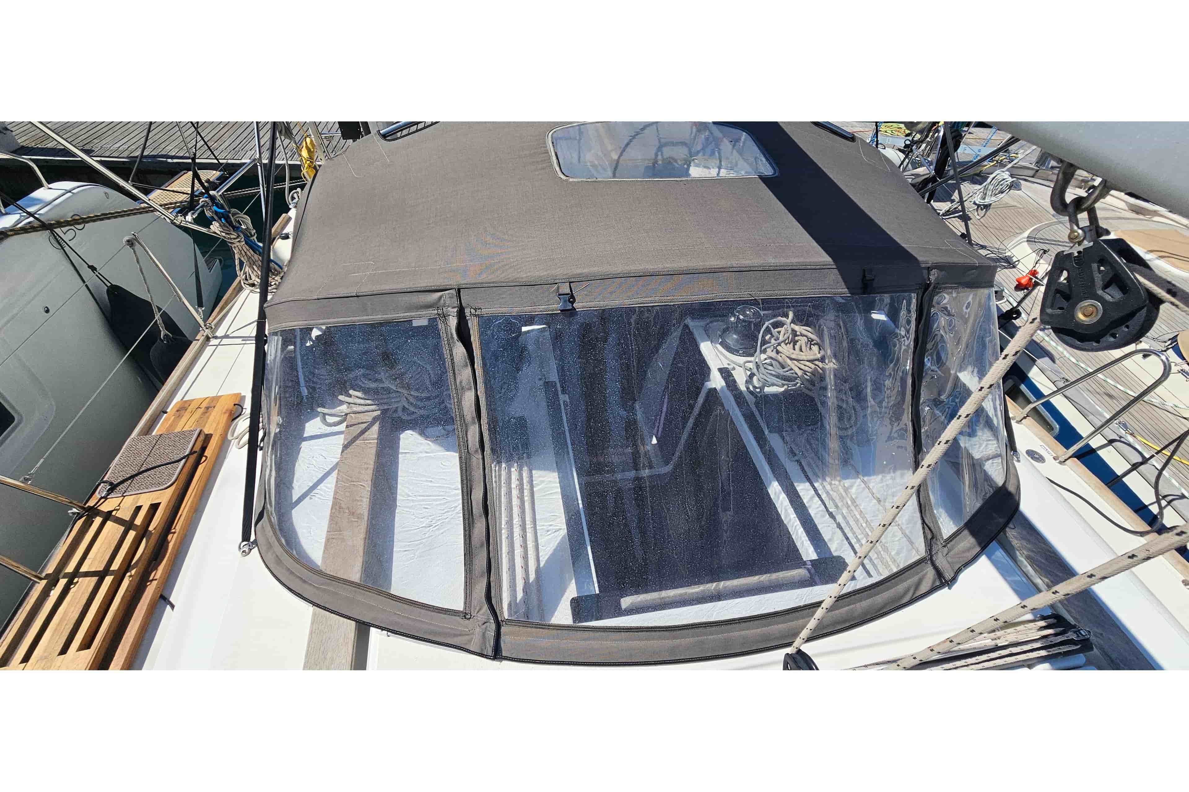 2020 Dufour 460 - View 5