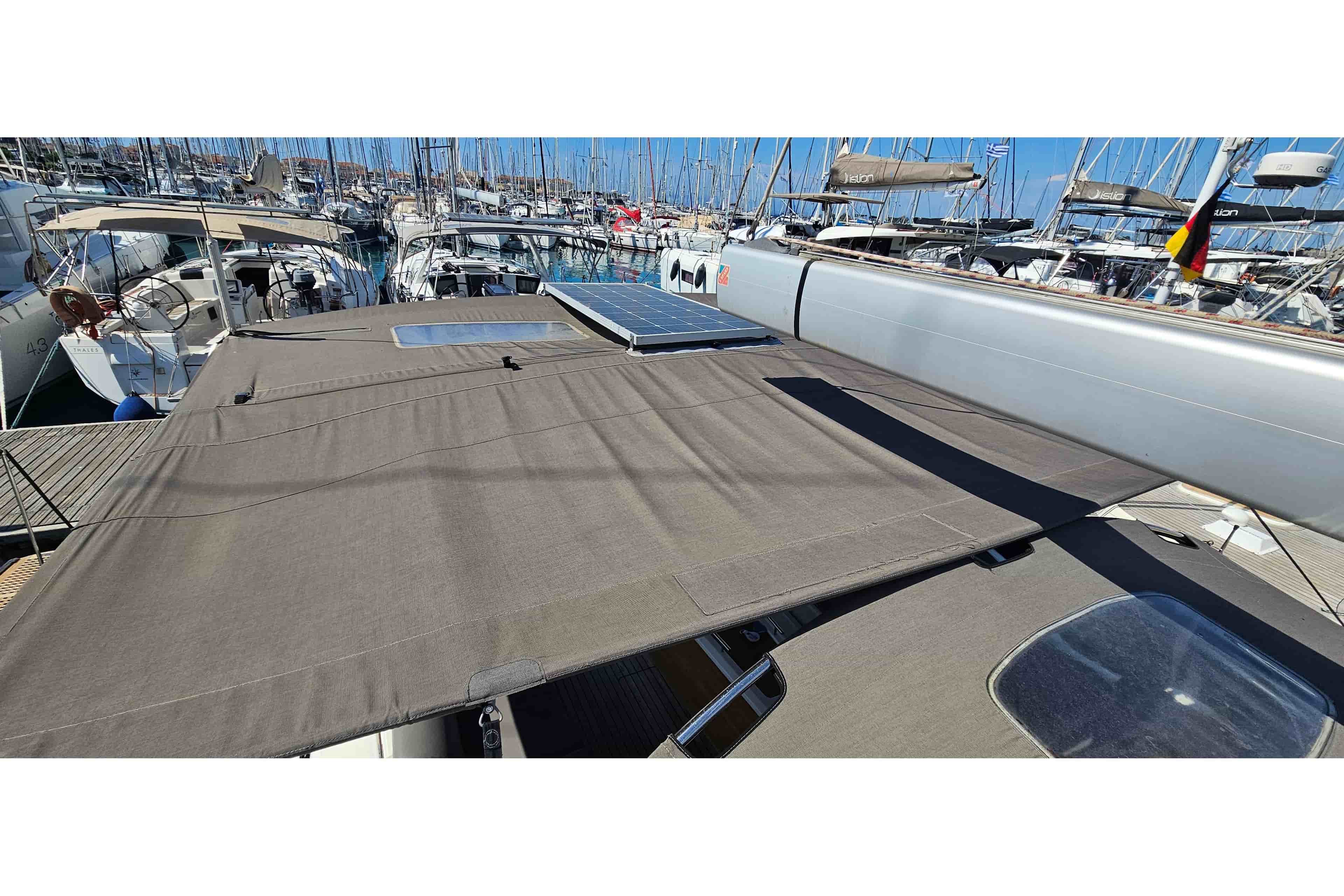 2020 Dufour 460 - View 6