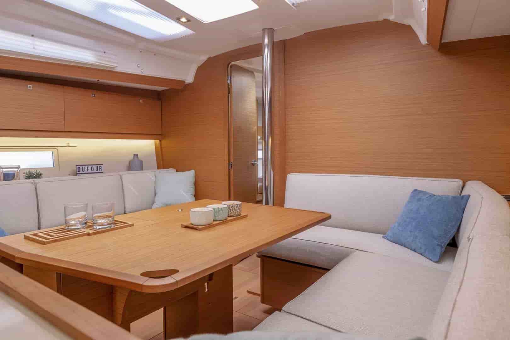2020 Dufour 390 - View 16