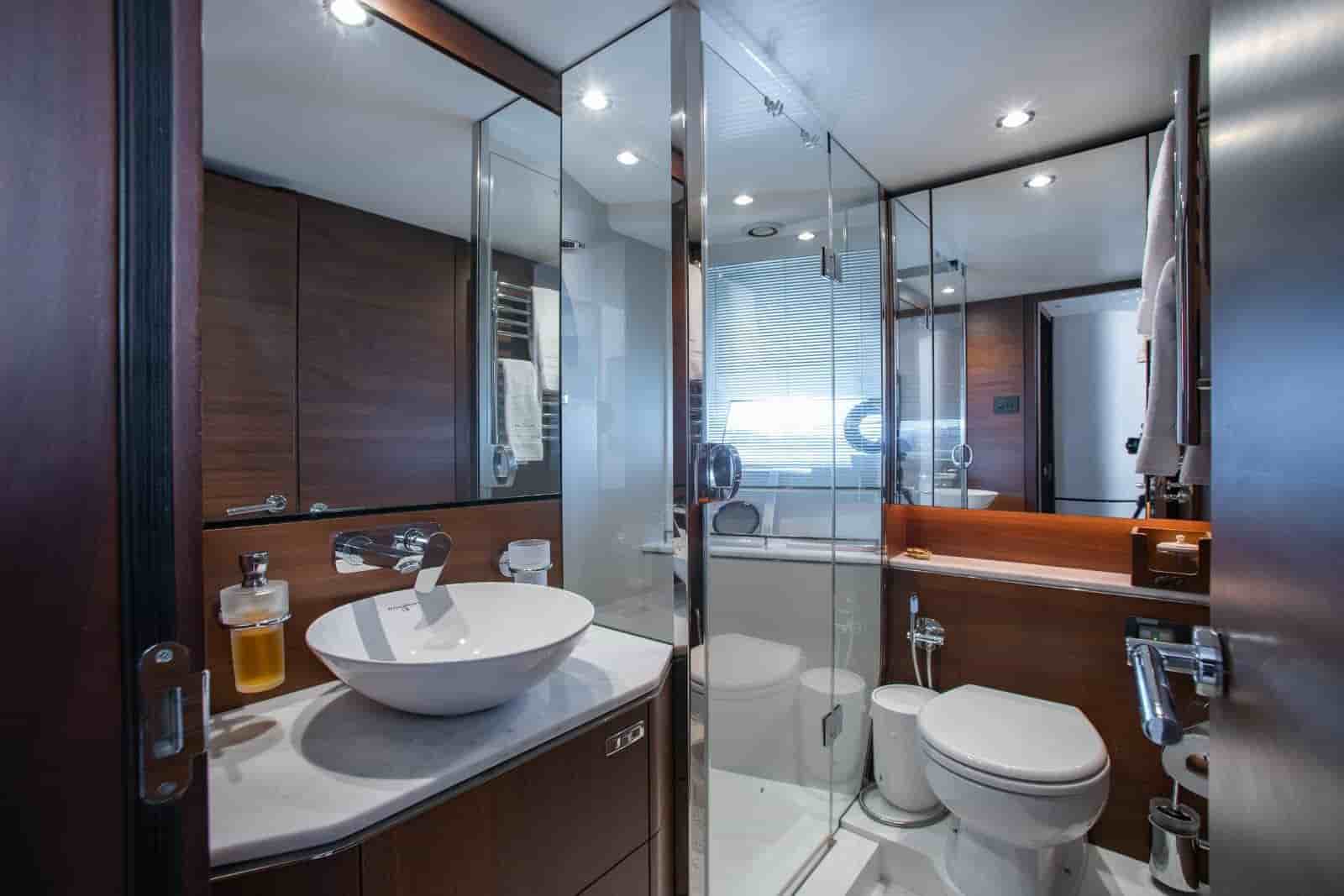 2019 Princess S65 - View 26