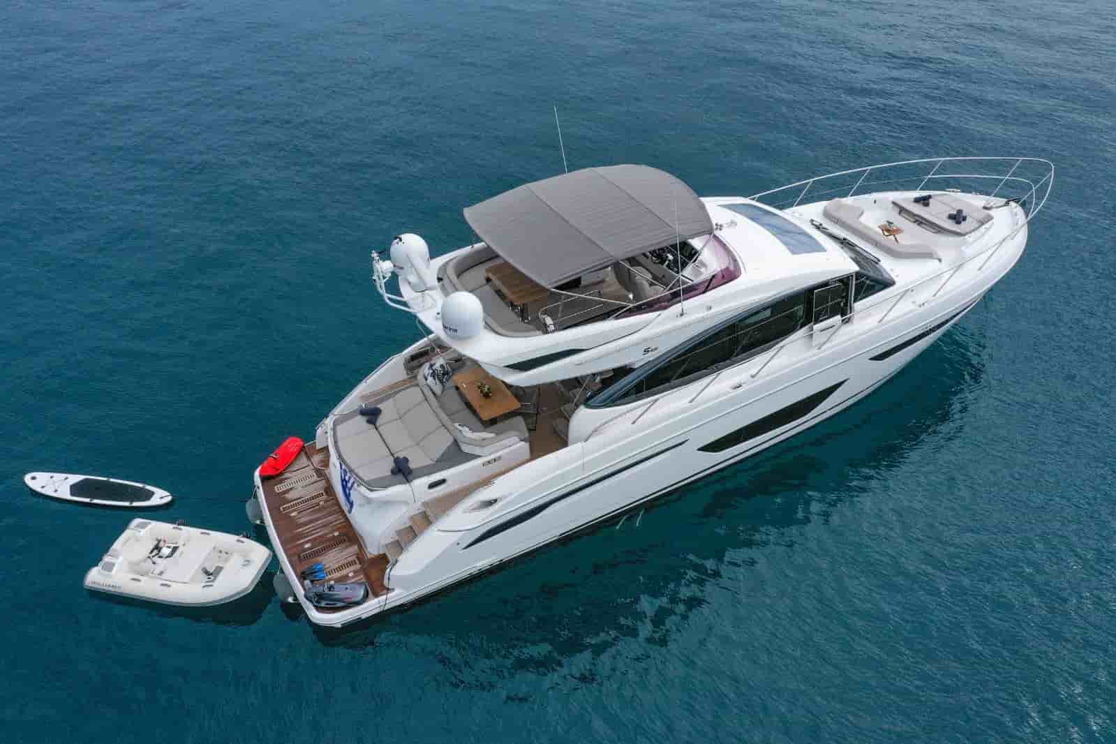 2019 Princess S65 - View 4