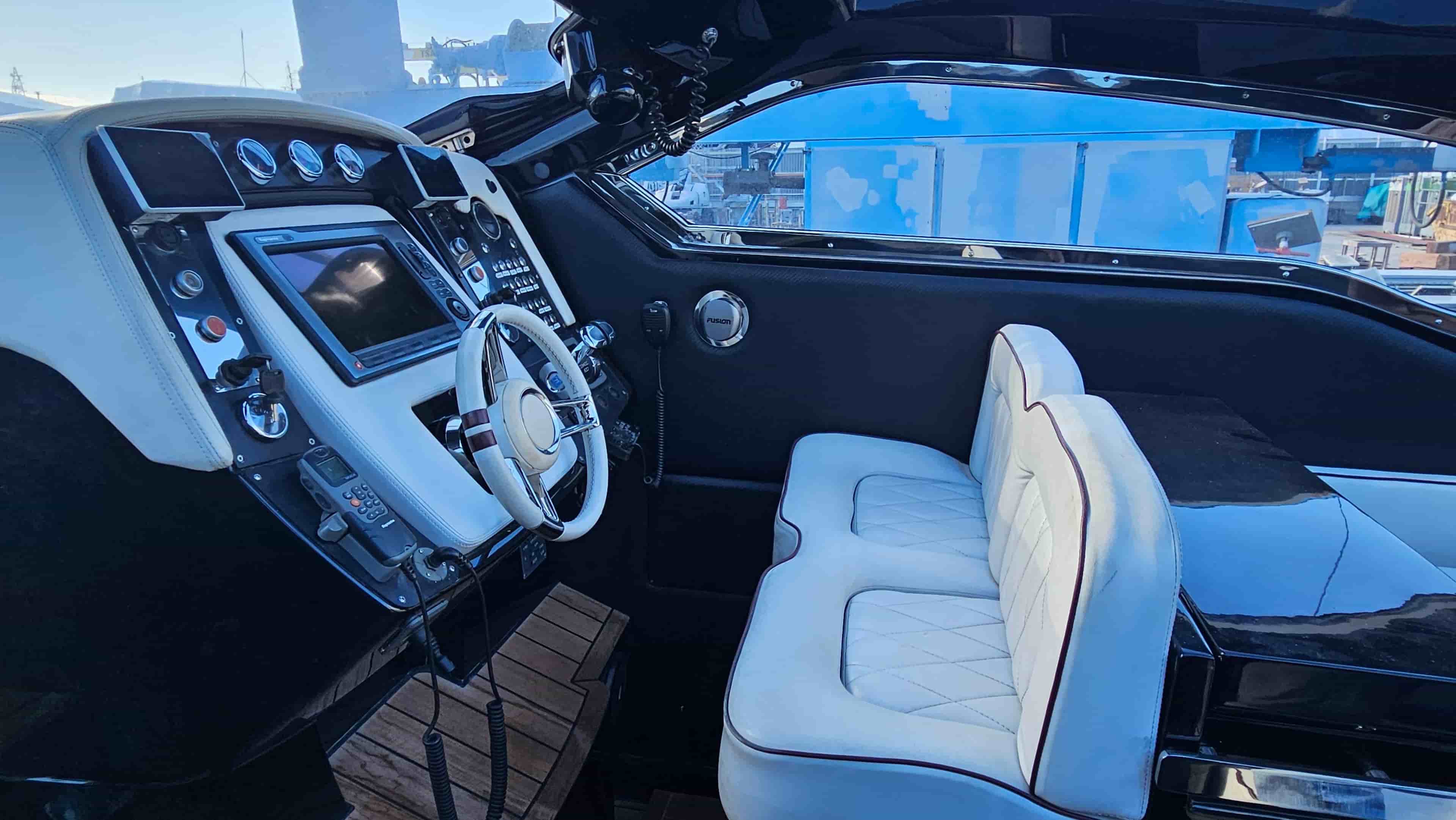 2010 SACS Strider 13 Coupe - View 12