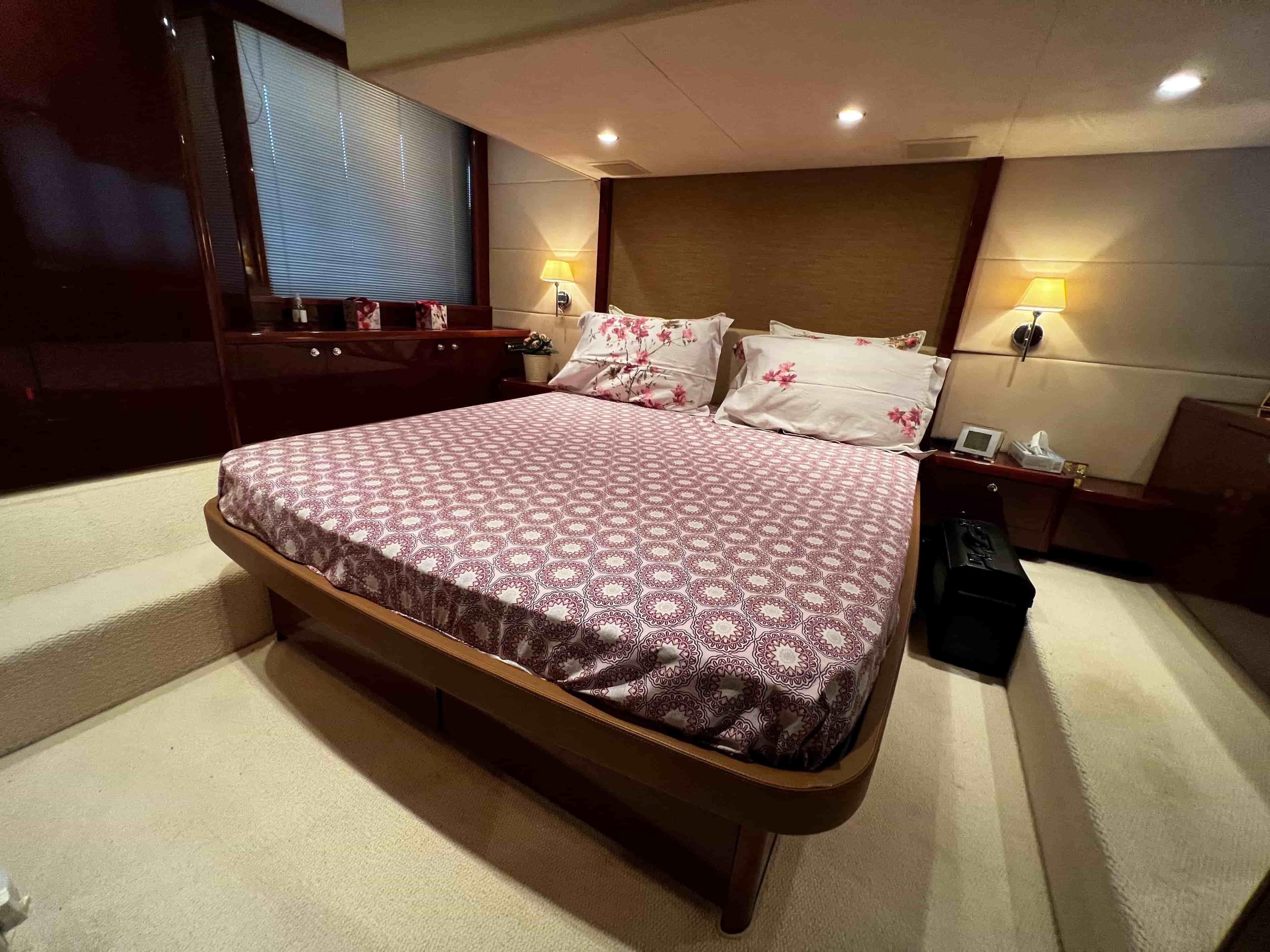 2008 Princess 50 - View 18