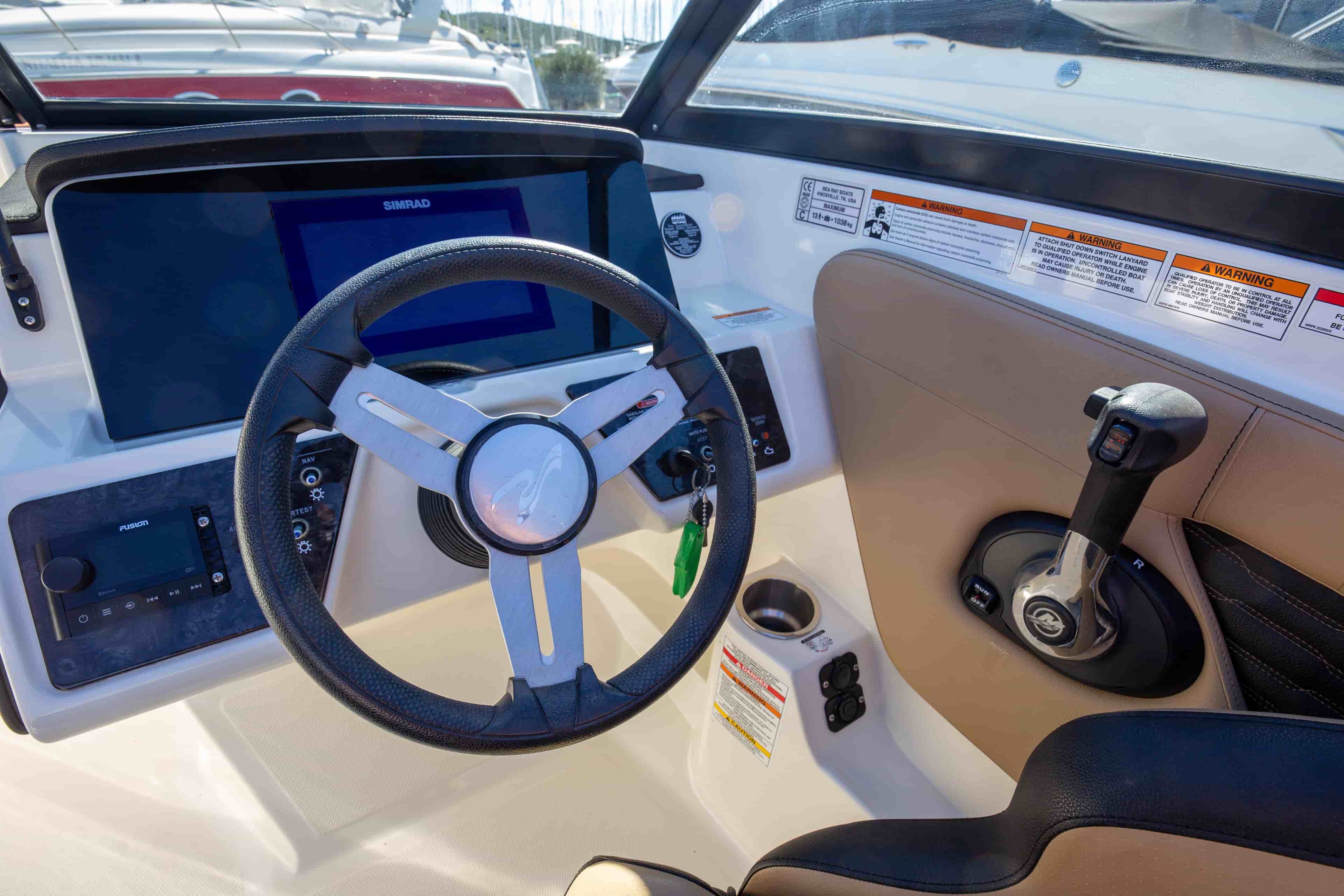 2021 Sea Ray SPX 230 - View 6