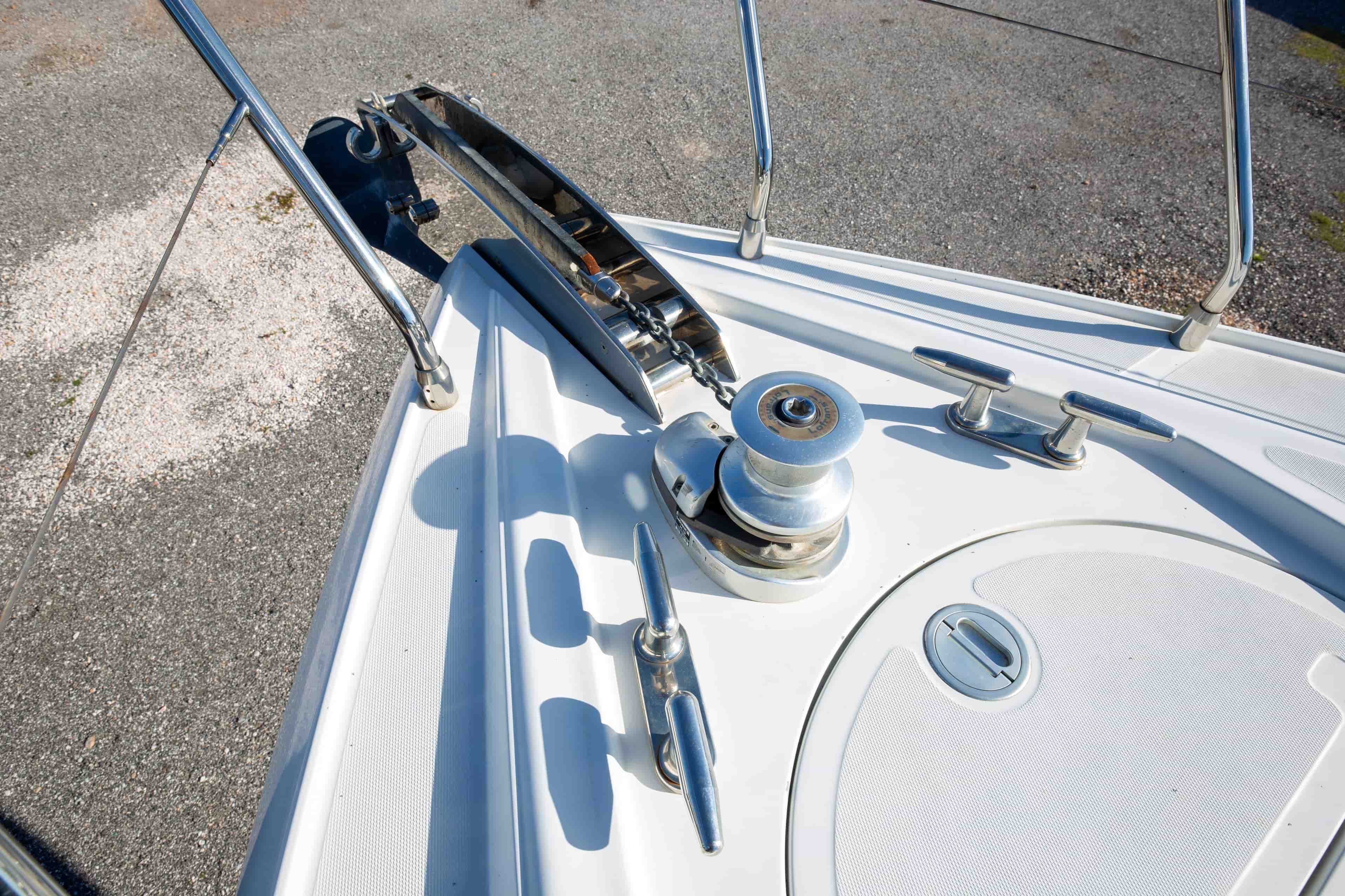 2002 Pershing 52 - View 12