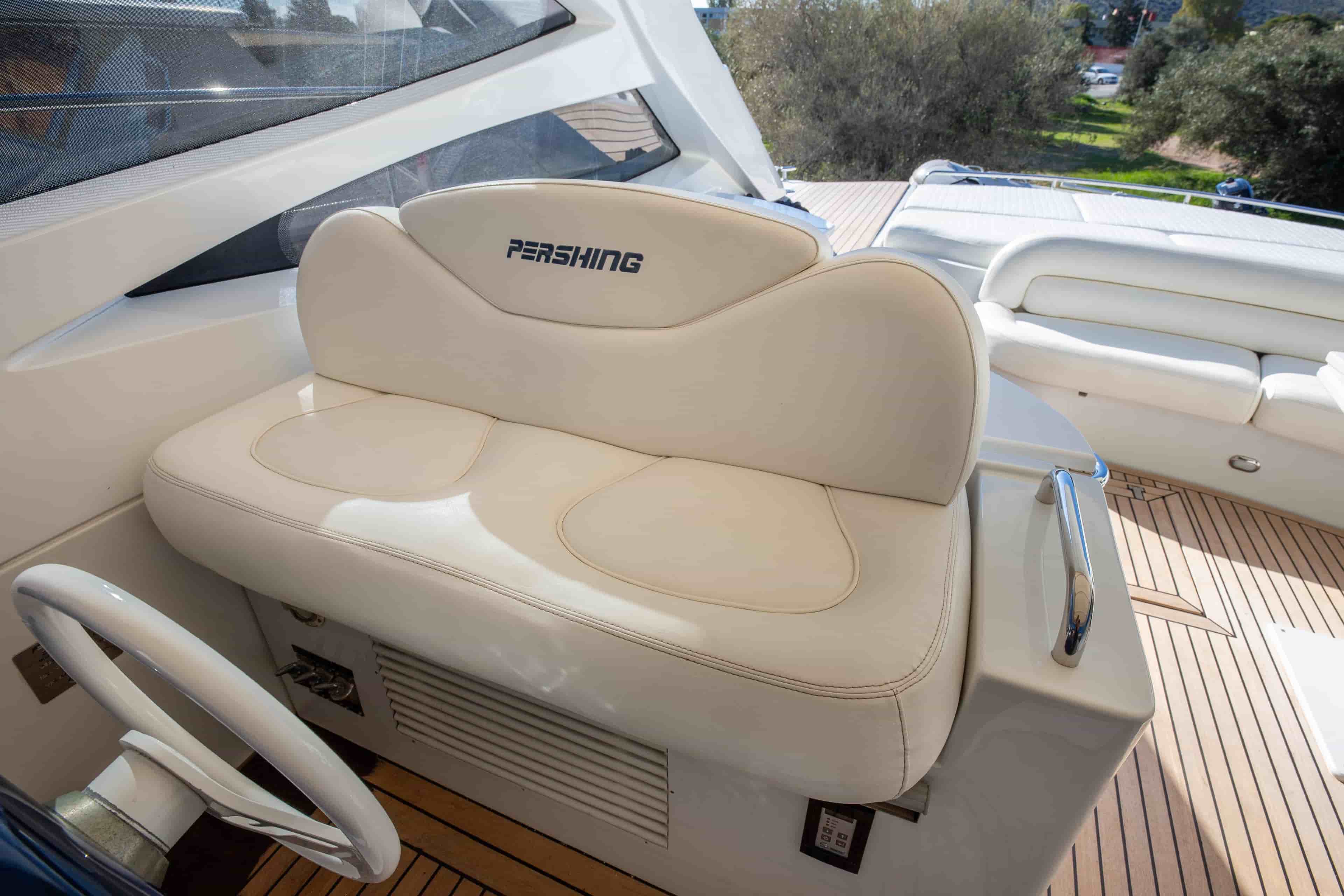 2002 Pershing 52 - View 8