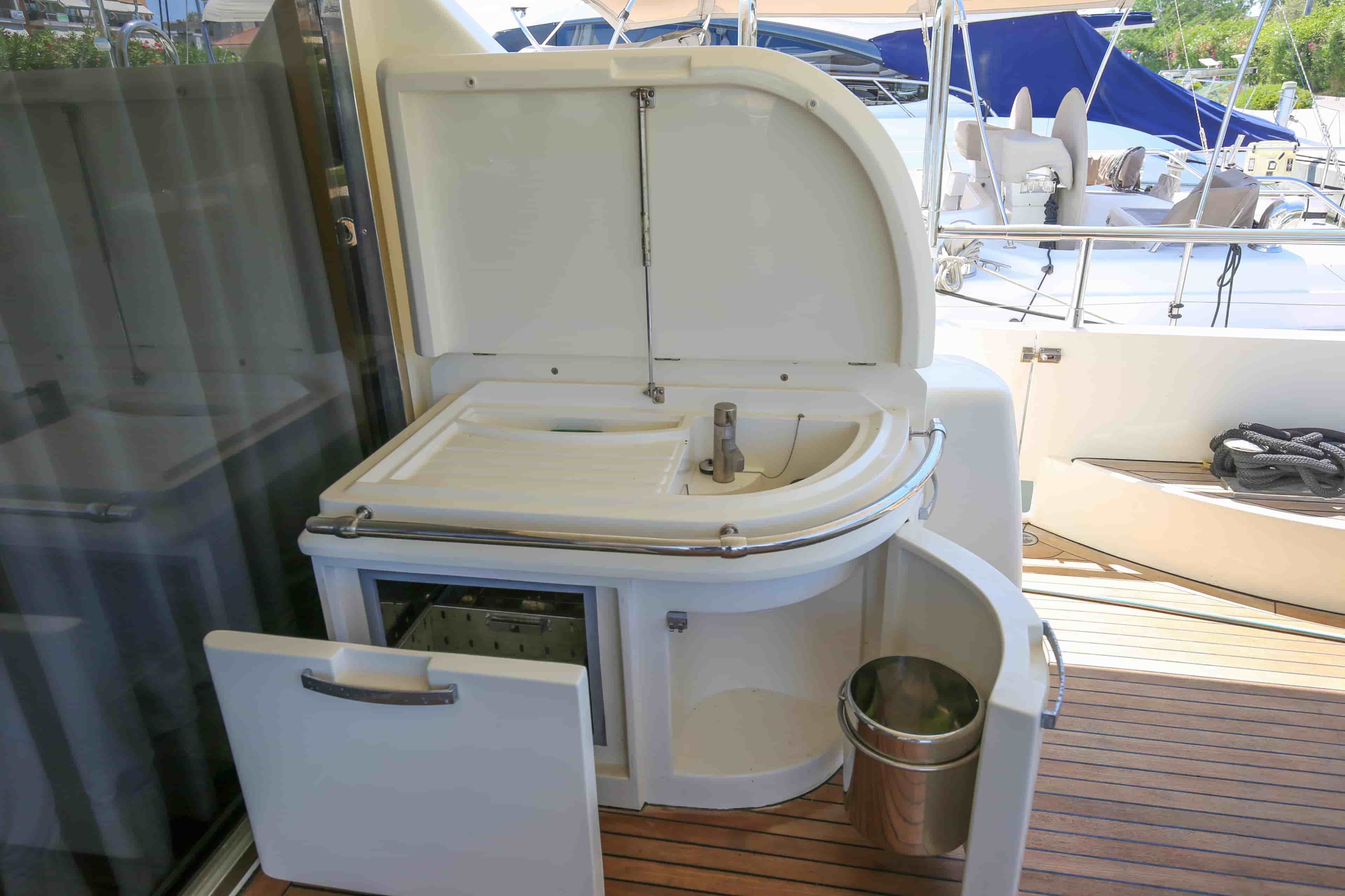 2010 Azimut Fly 78 - View 11