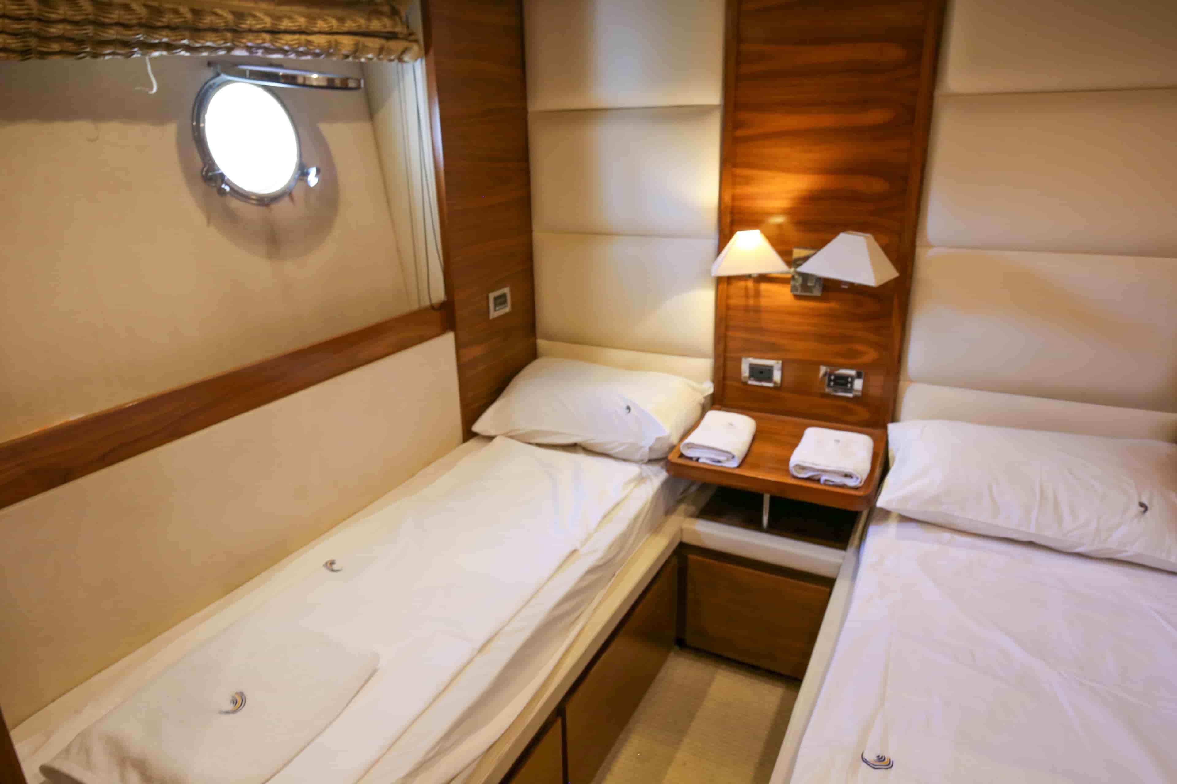 2010 Azimut Fly 78 - View 21