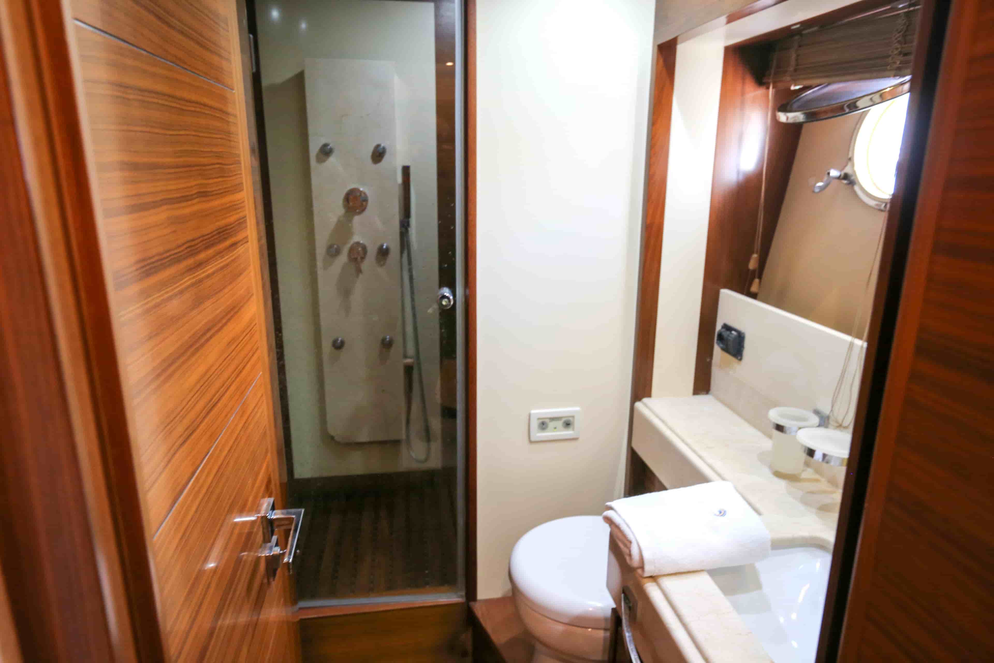 2010 Azimut Fly 78 - View 22
