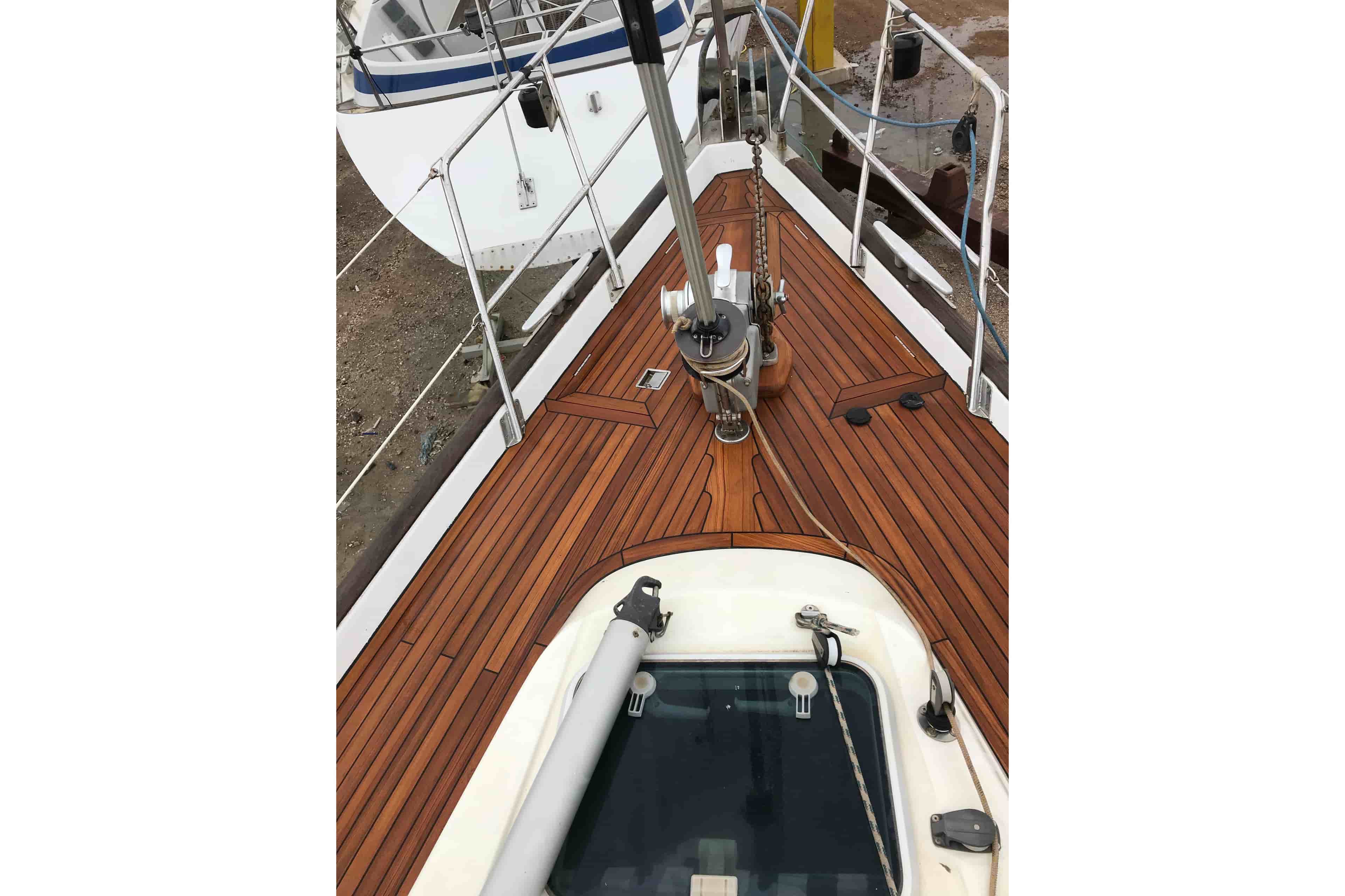 1999 Beneteau Oceanis 44 CC - View 11