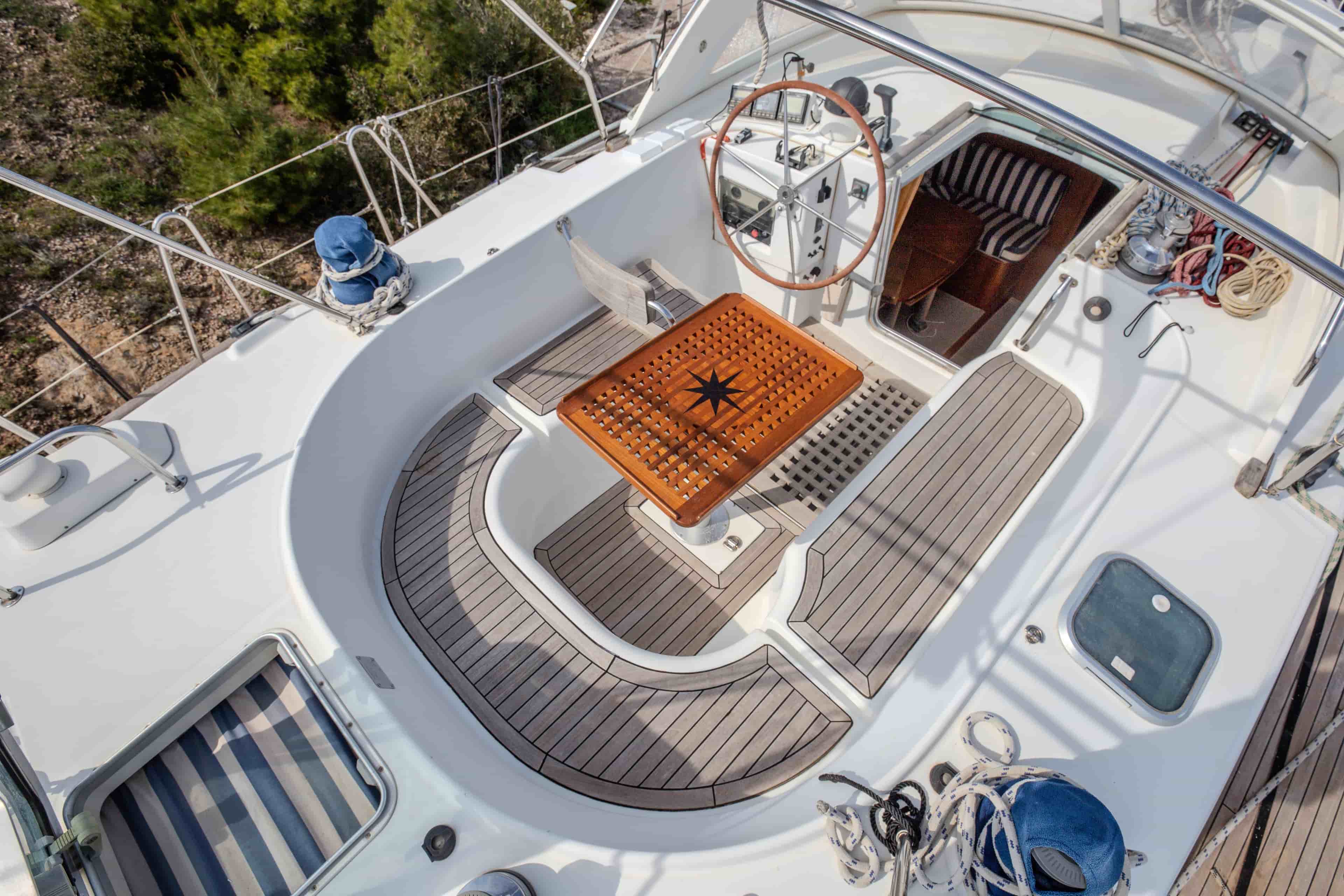 1999 Beneteau Oceanis 44 CC - View 18