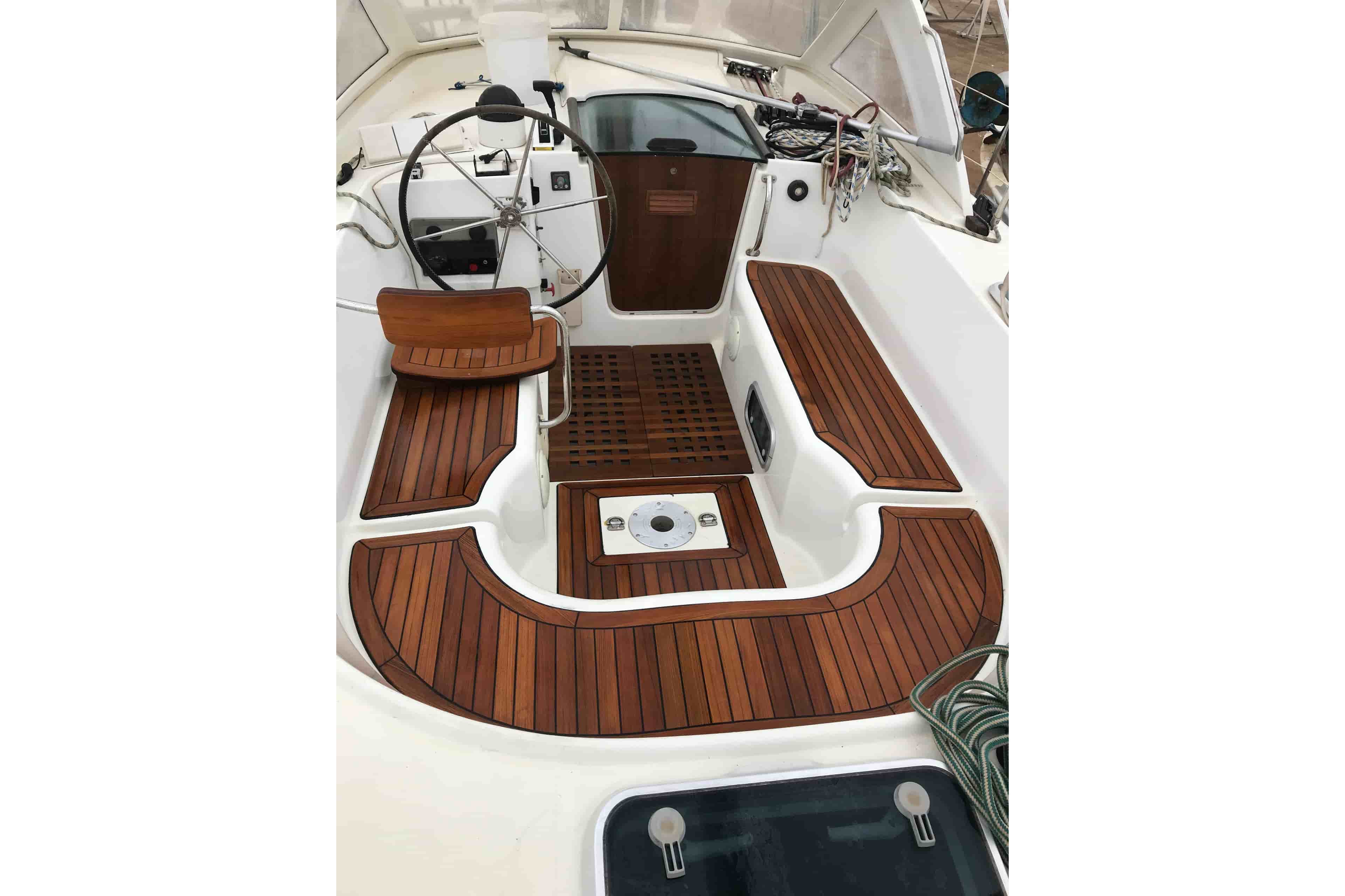 1999 Beneteau Oceanis 44 CC - View 19