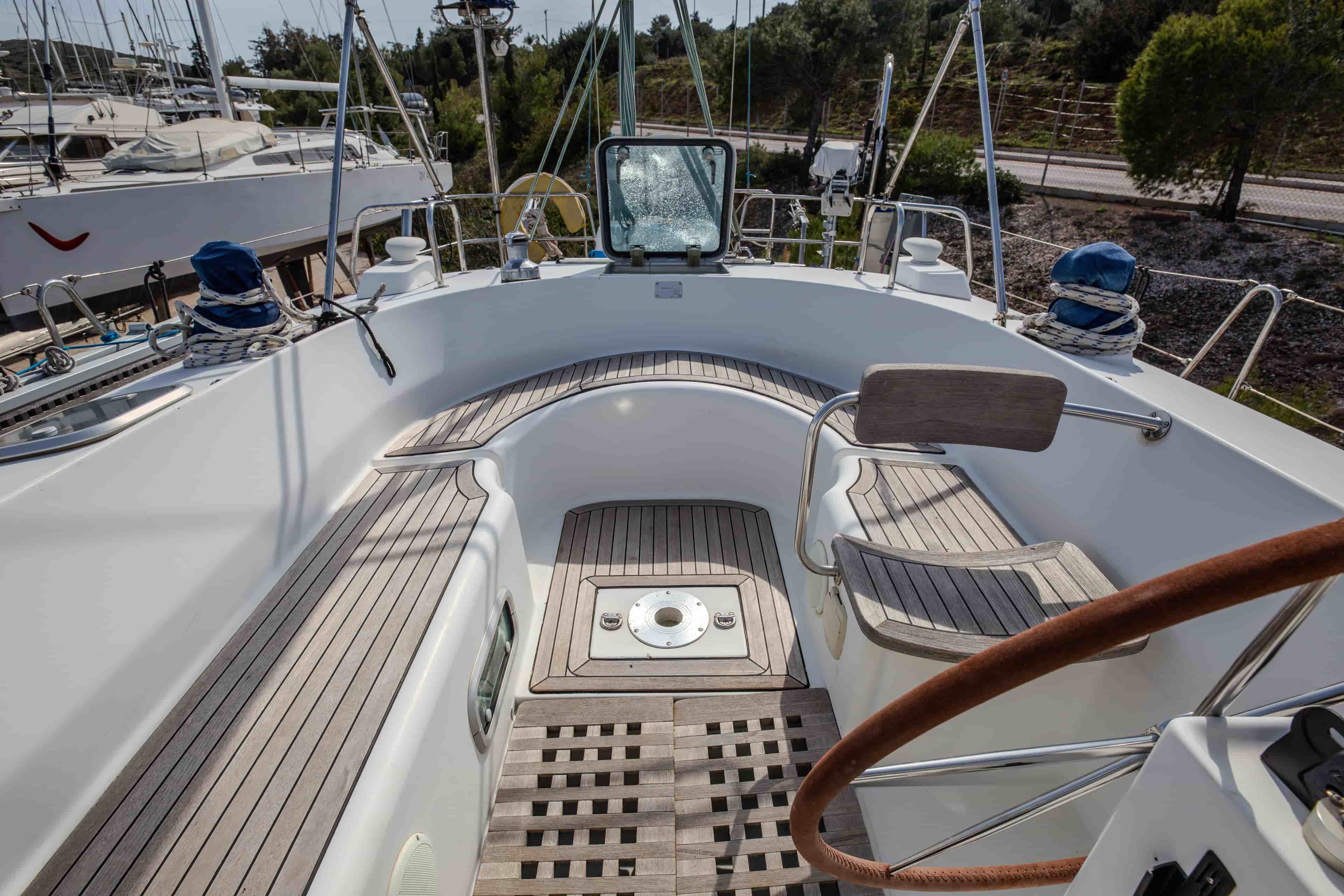 1999 Beneteau Oceanis 44 CC - View 23