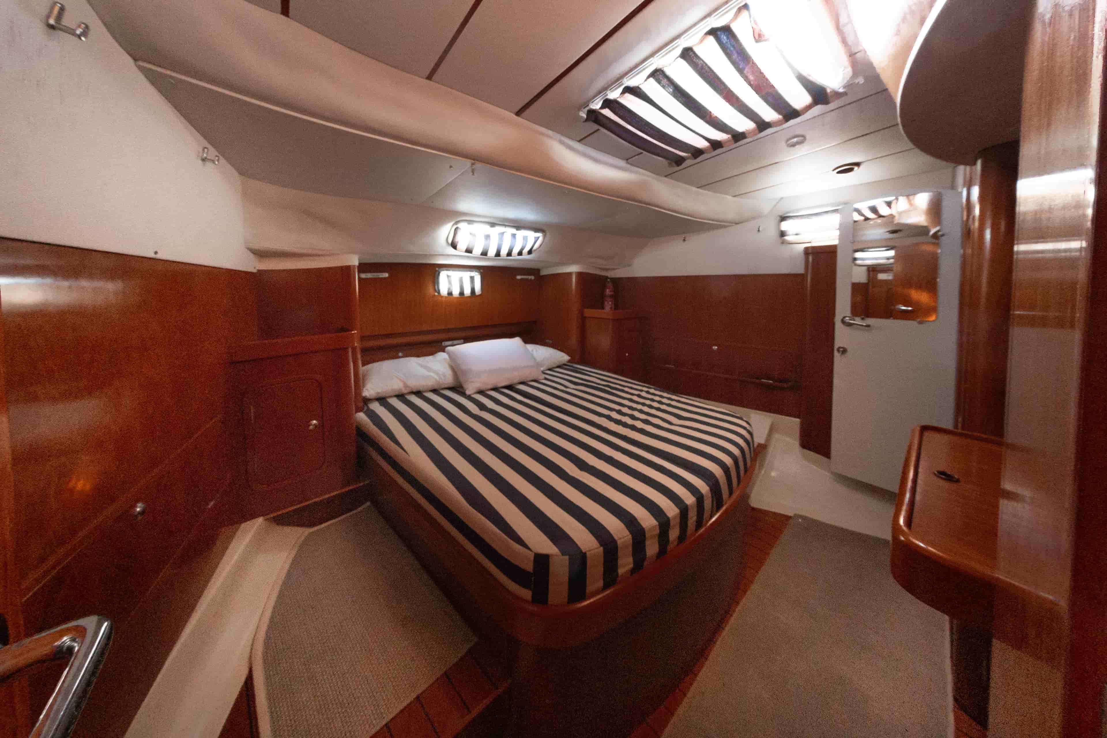 1999 Beneteau Oceanis 44 CC - View 39