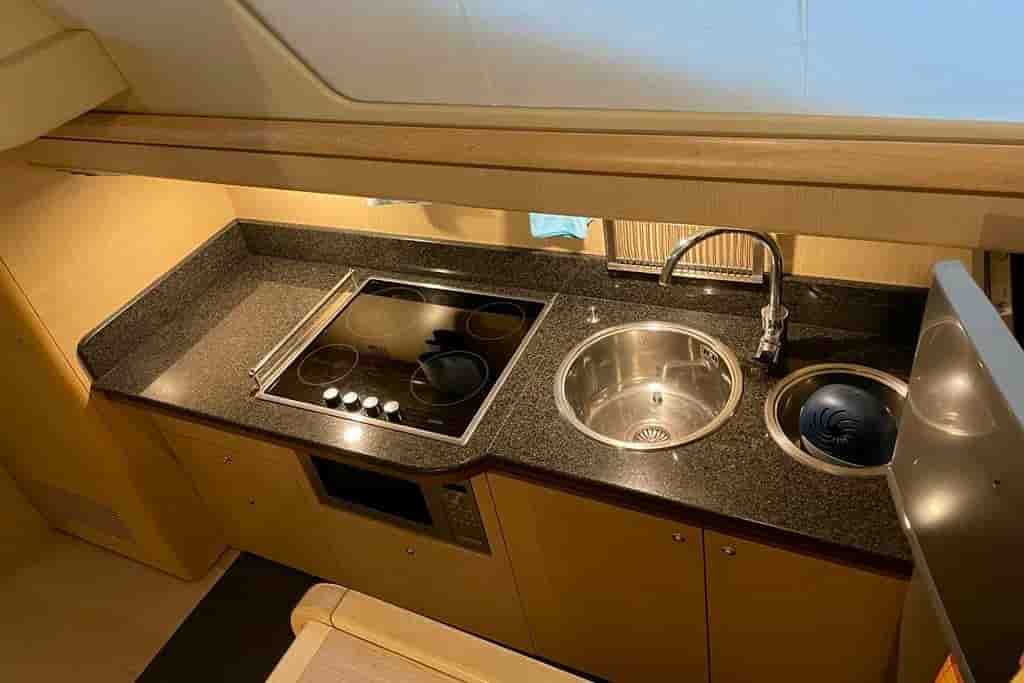2006 Ferretti Yachts 500 Elite - View 10