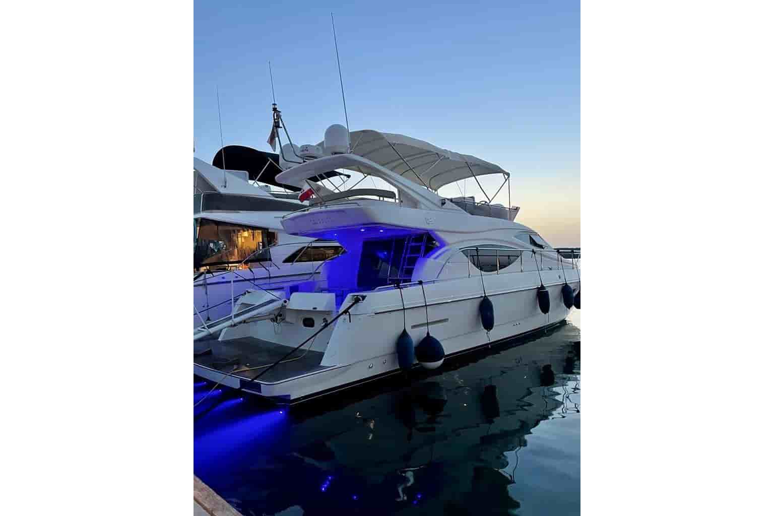 2006 Ferretti Yachts 500 Elite - View 2