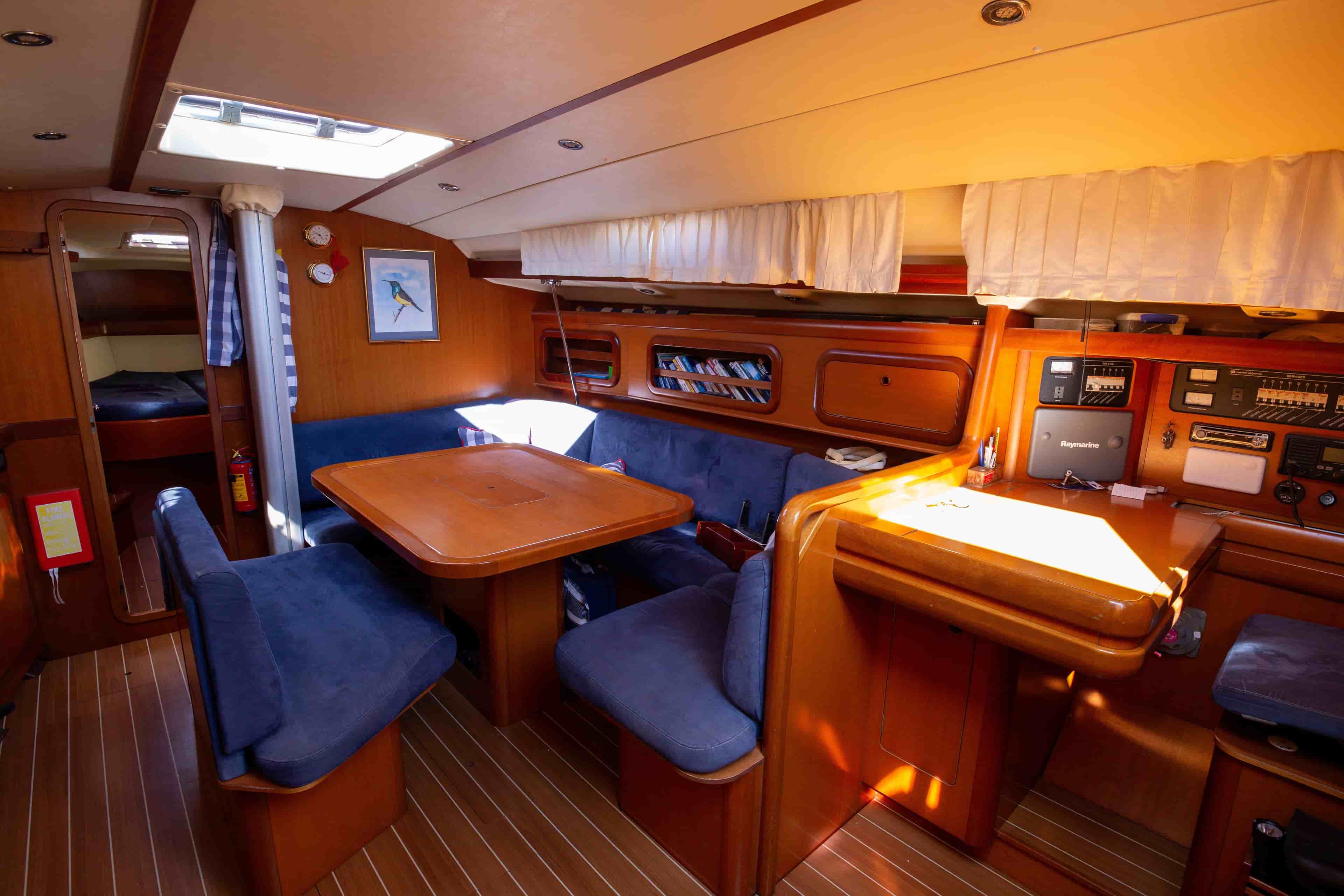 2005 Grand Soleil 43 - View 11