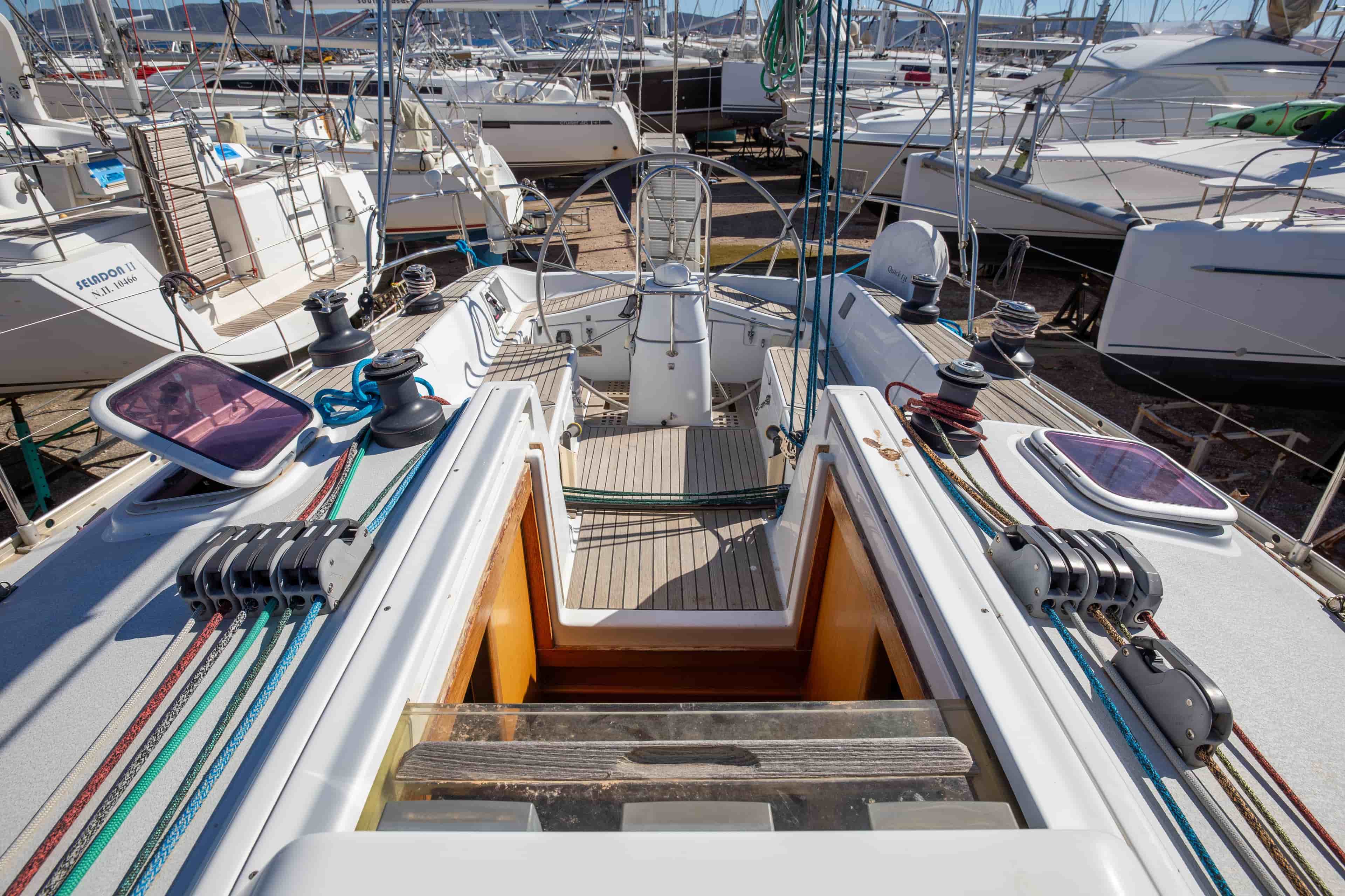 2005 Grand Soleil 43 - View 9