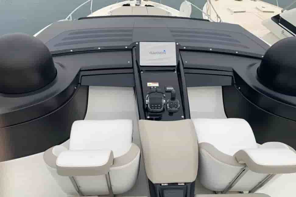 2017 Cranchi E 52S - View 8