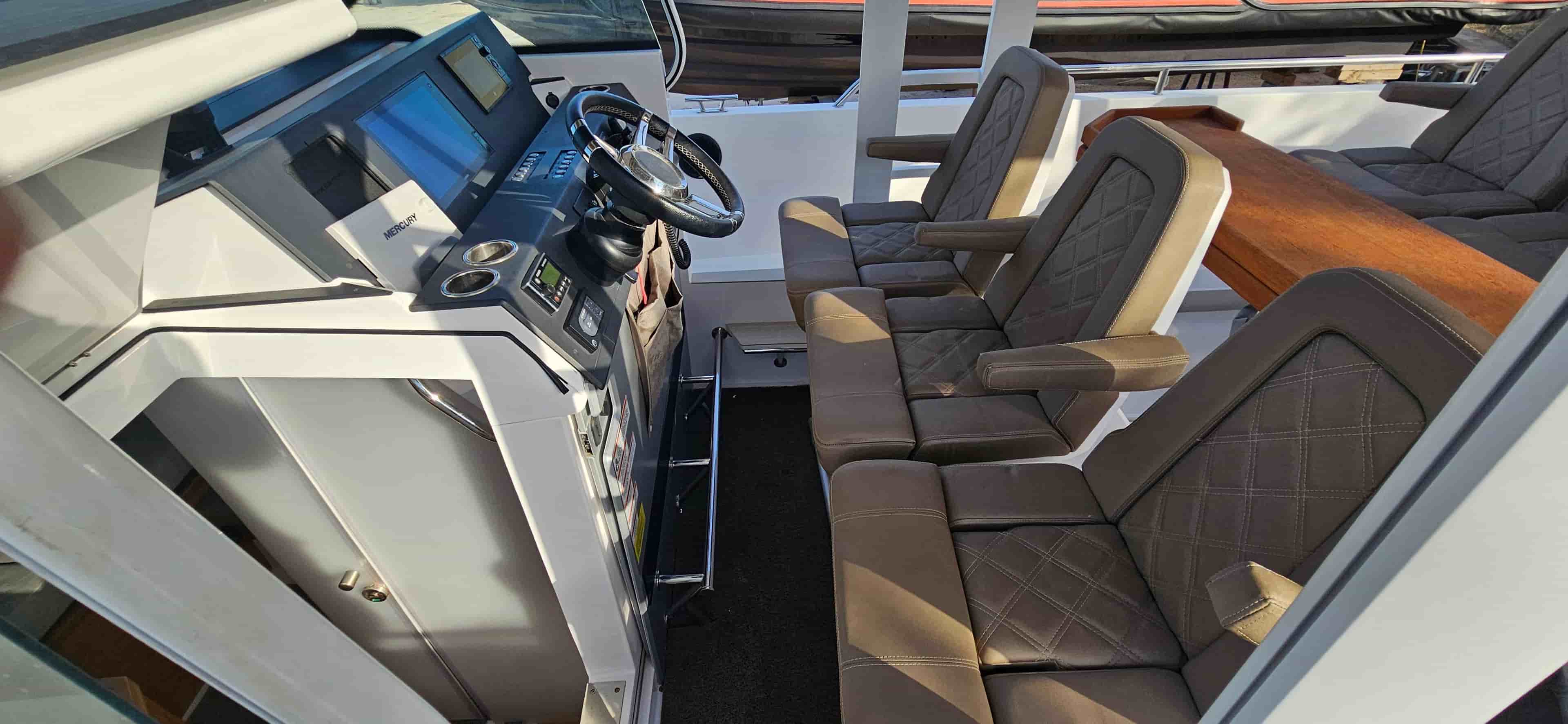 2018 Axopar 37 Sun-Top - View 14