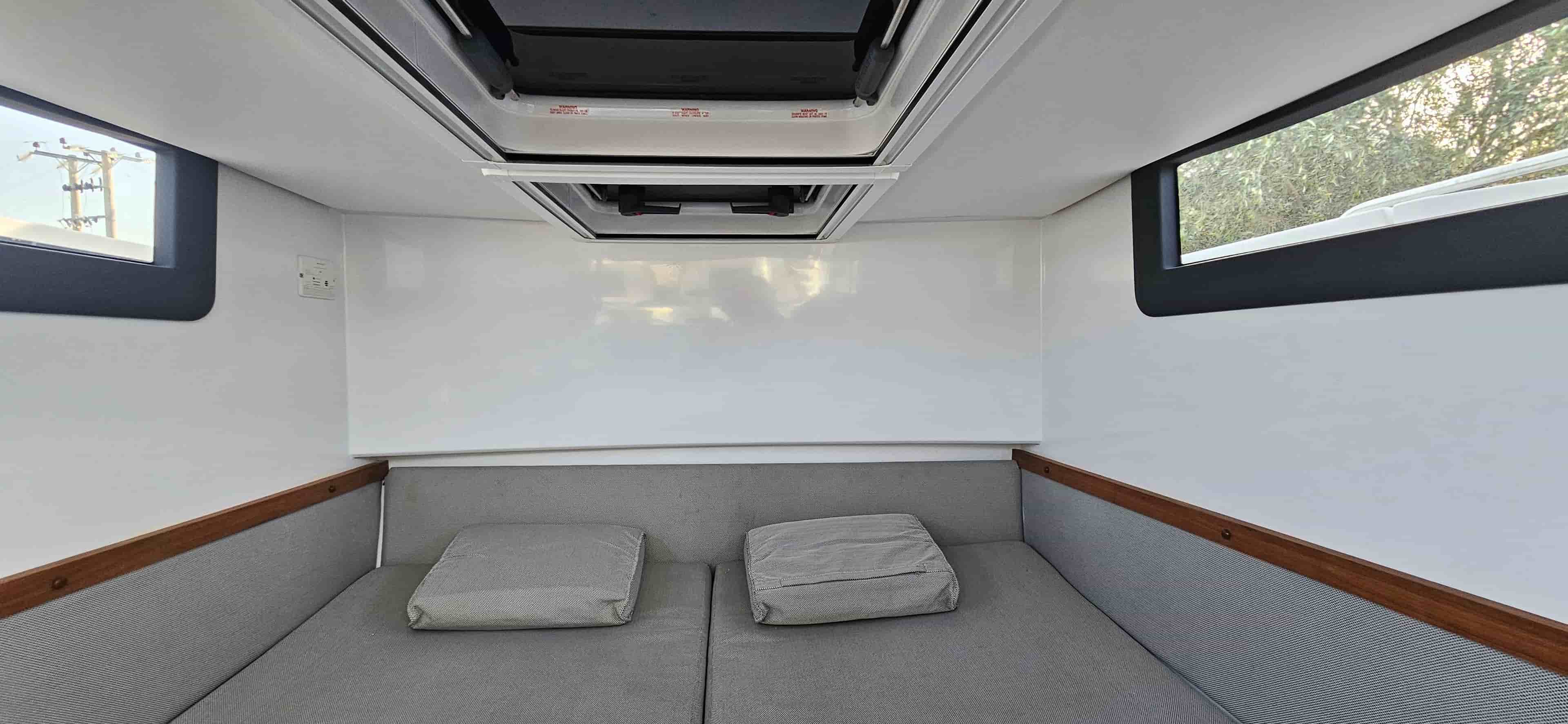 2018 Axopar 37 Sun-Top - View 17