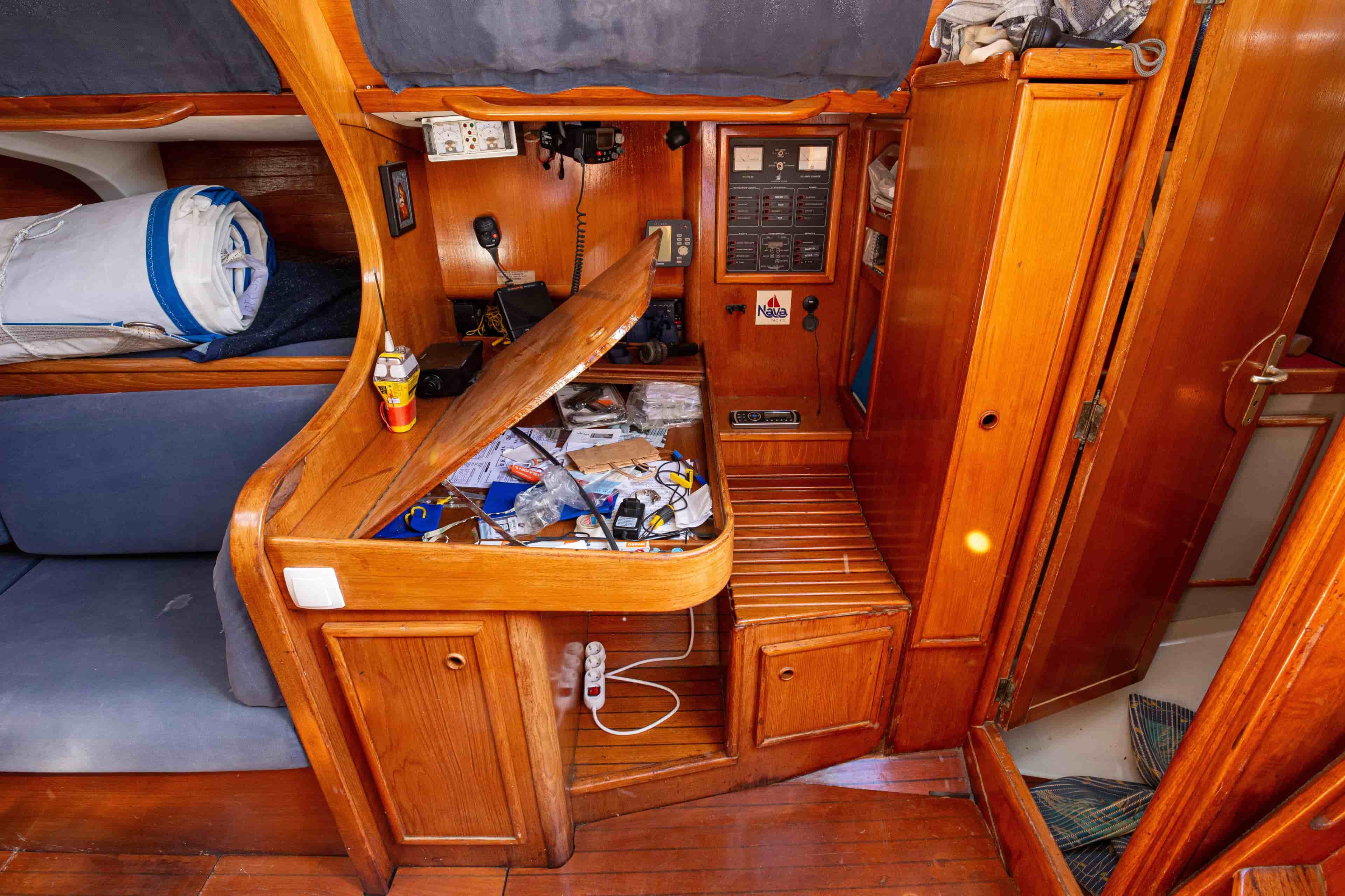 1991 Olympic Sea 42 - View 11