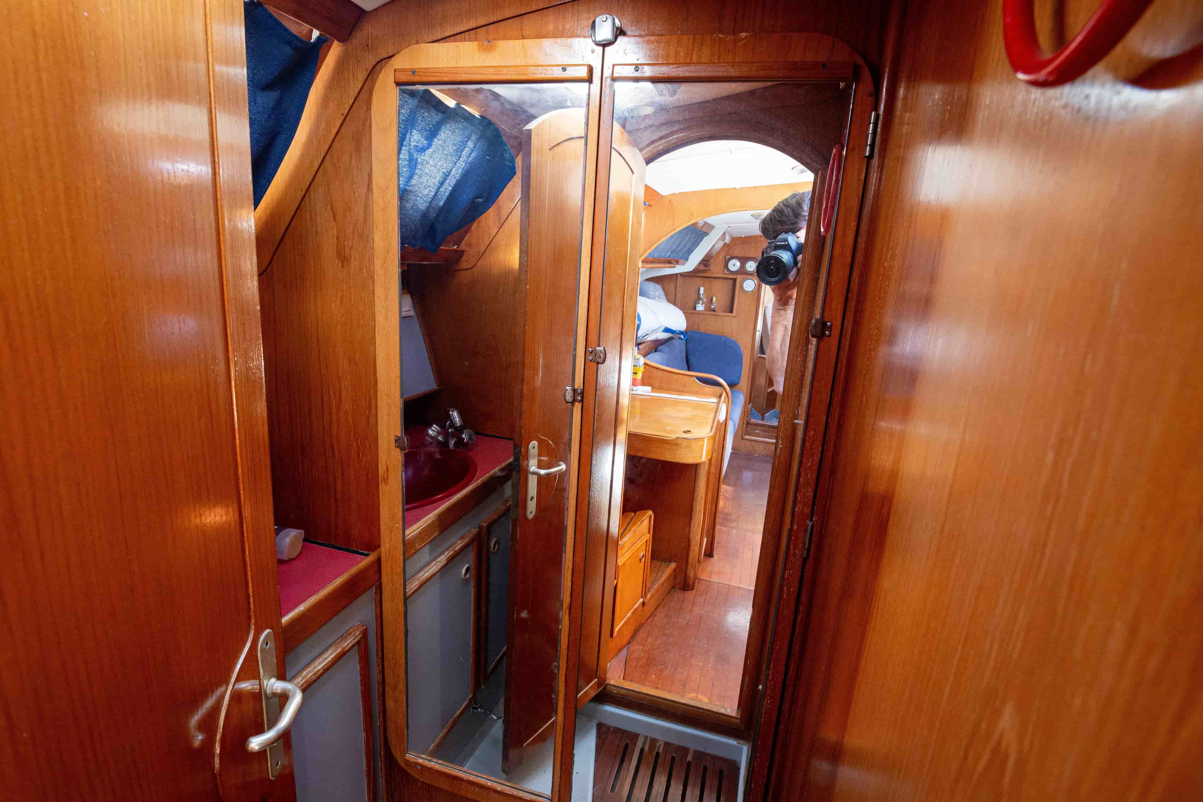 1991 Olympic Sea 42 - View 12