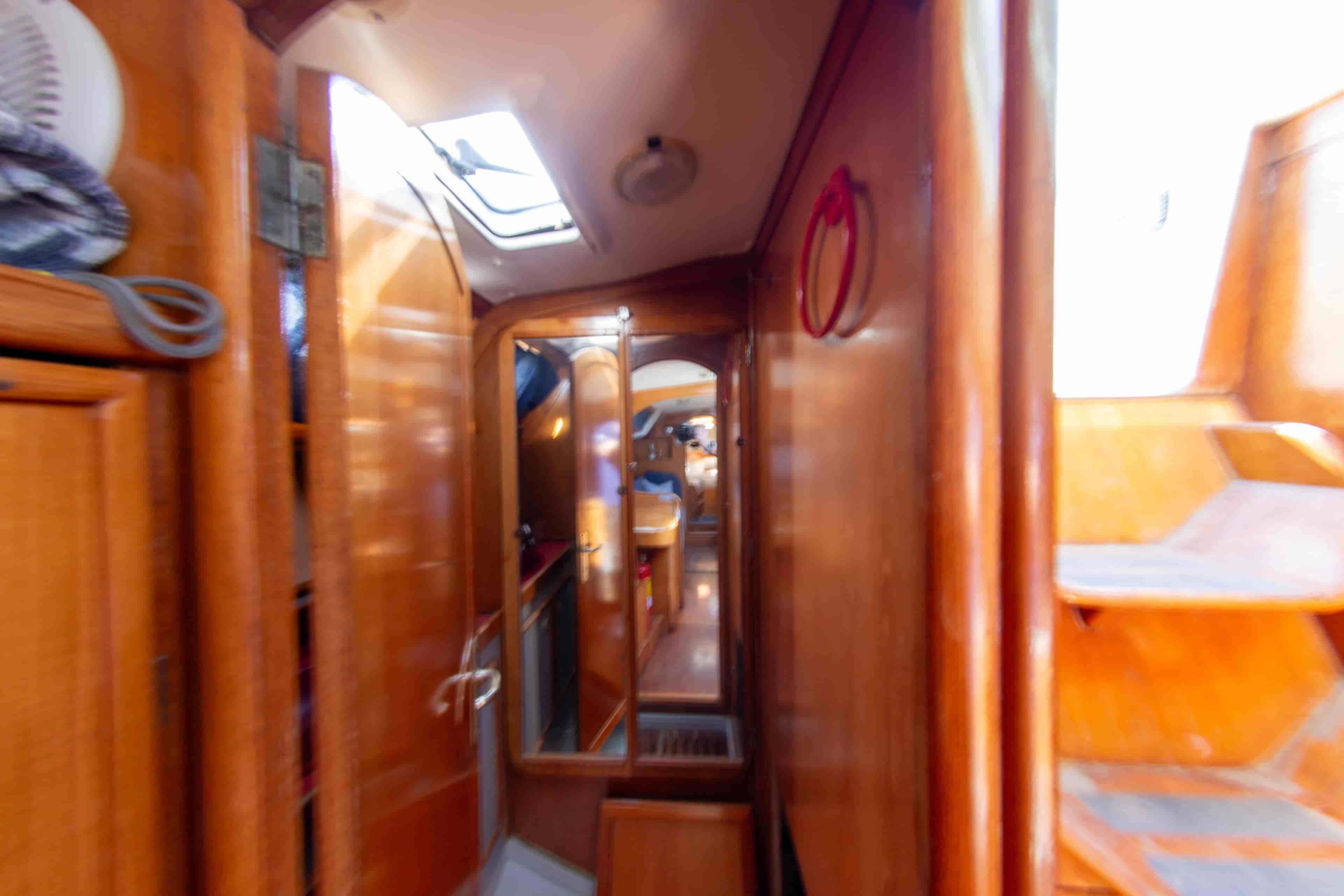 1991 Olympic Sea 42 - View 13