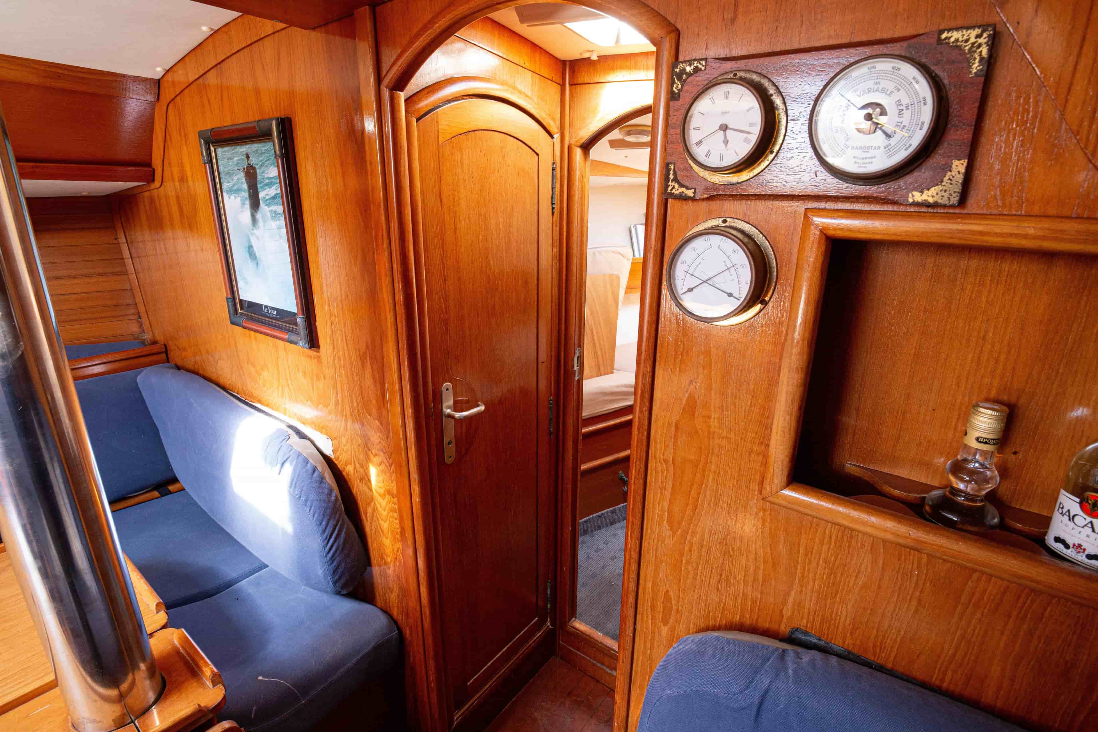 1991 Olympic Sea 42 - View 24