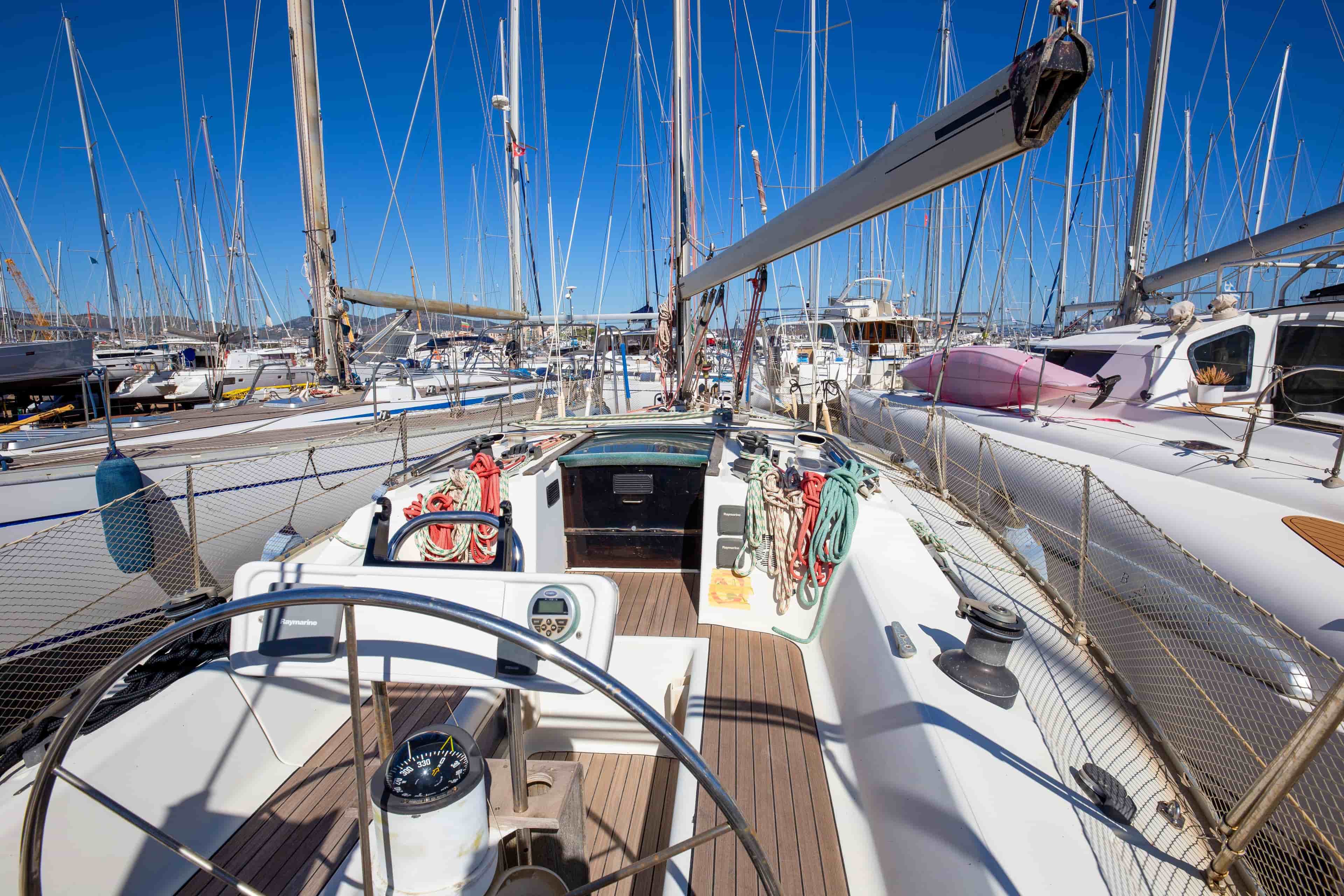 1991 Olympic Sea 42 - View 3