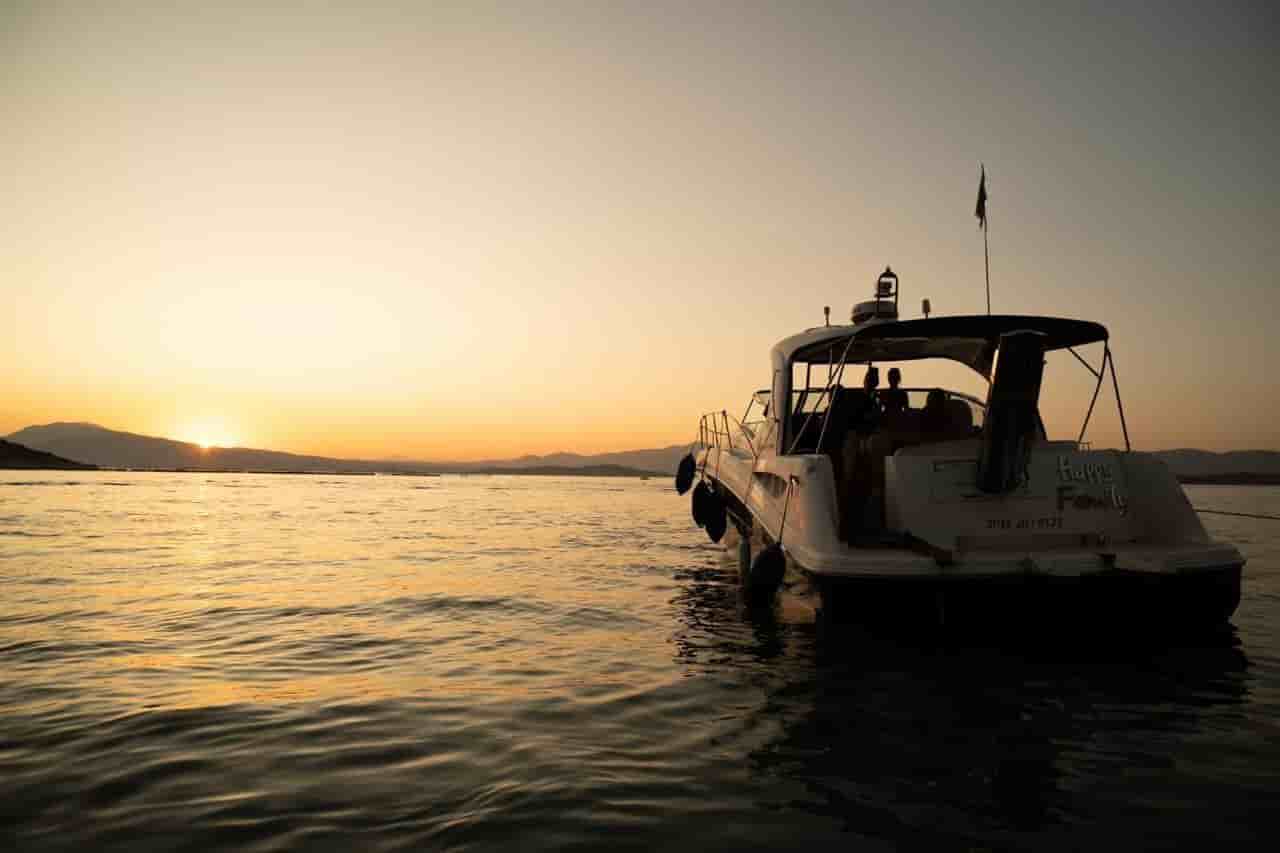 2005 Sea Ray 425 Sundancer - View 4