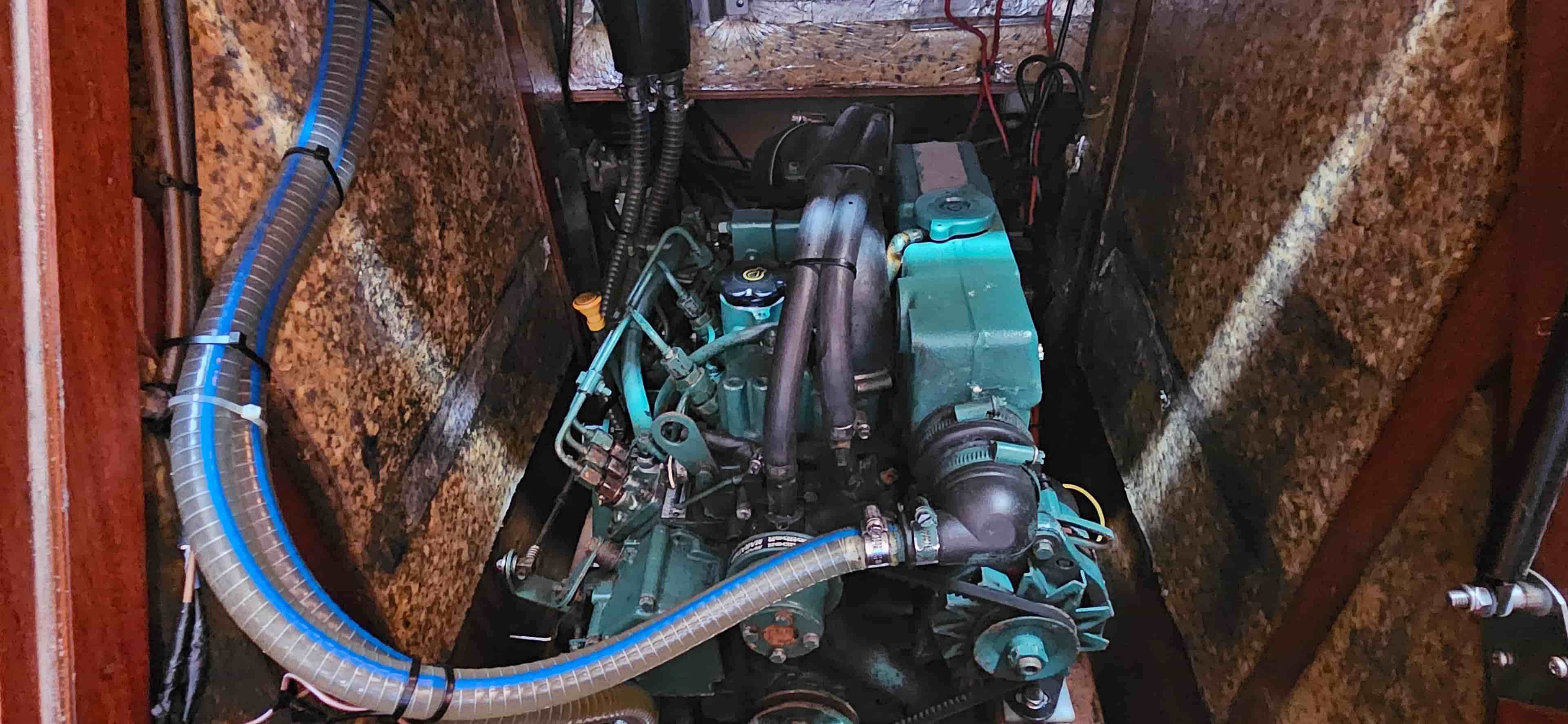 2004 Bavaria 38 - View 27