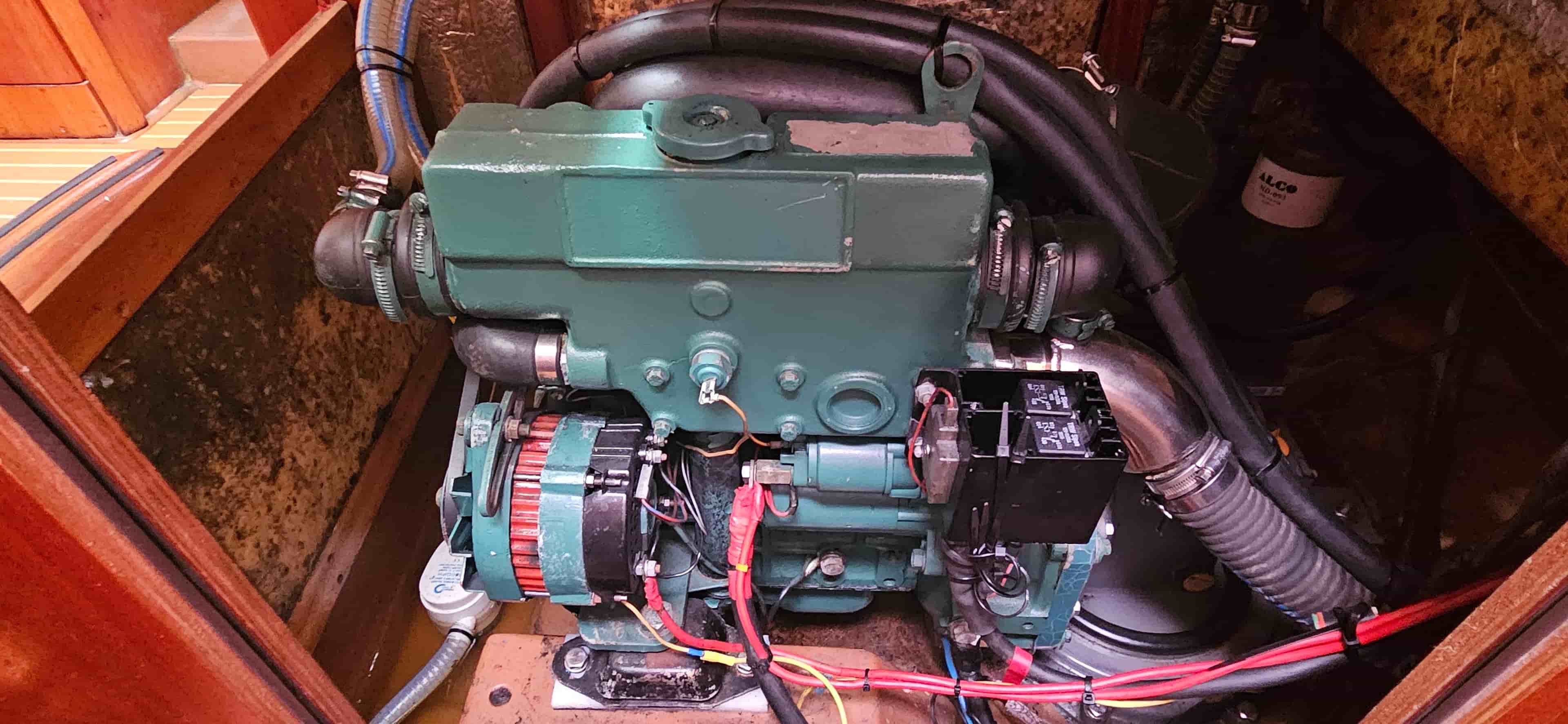 2004 Bavaria 38 - View 28