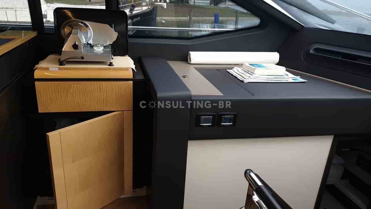 Azimut 66 Fly - View 19