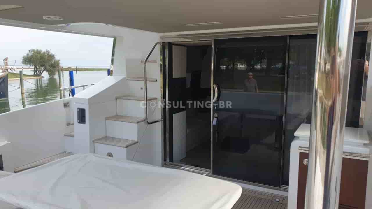 Azimut 66 Fly - View 4