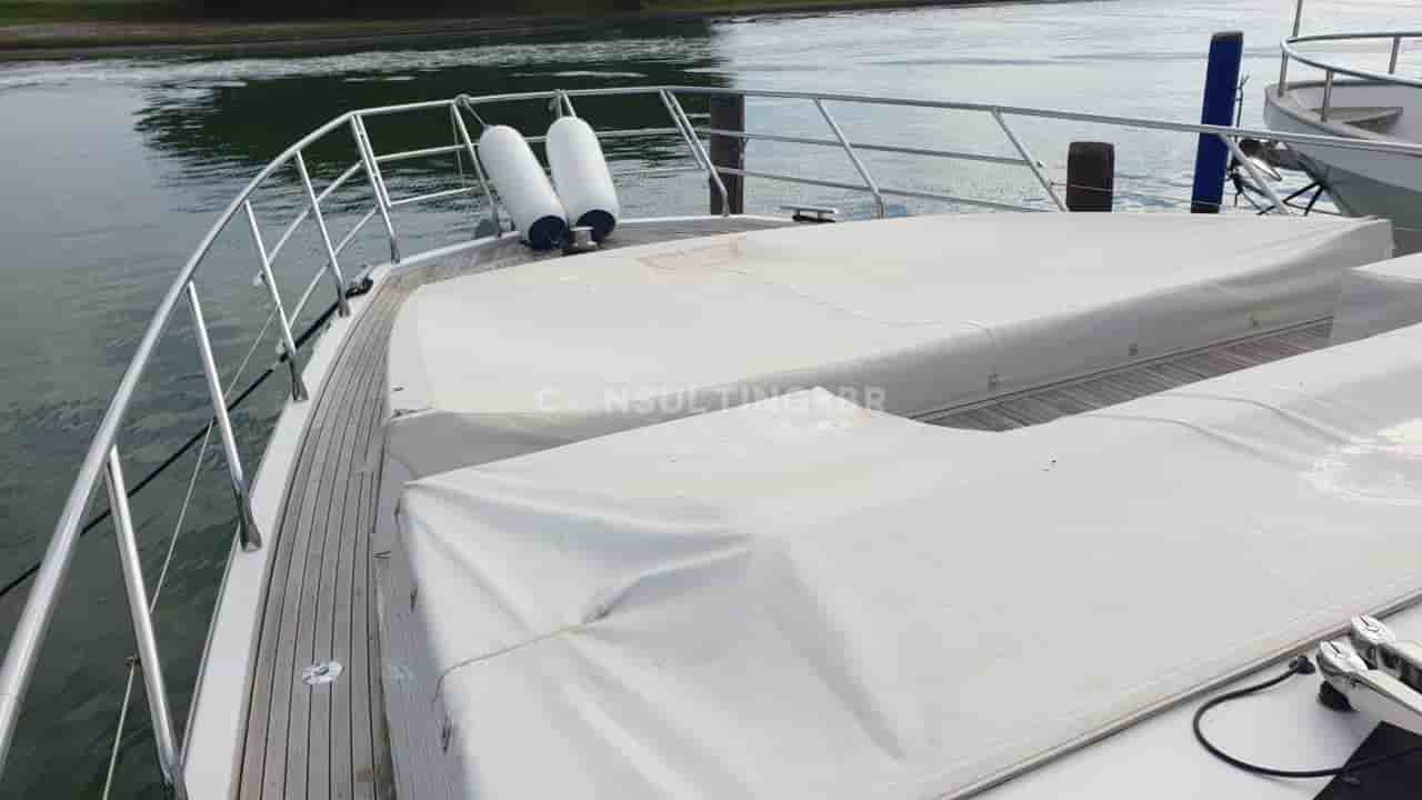 Azimut 66 Fly - View 42