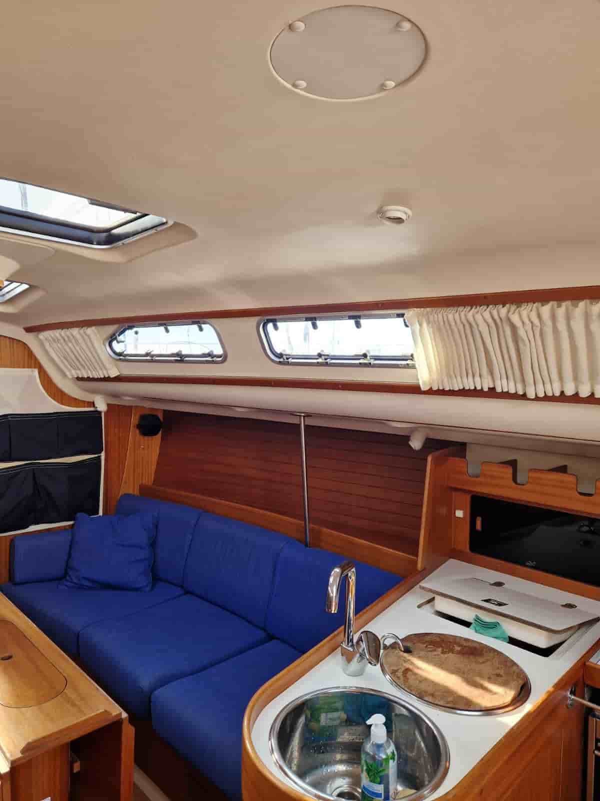 X-Yachts X362 Sport - View 9